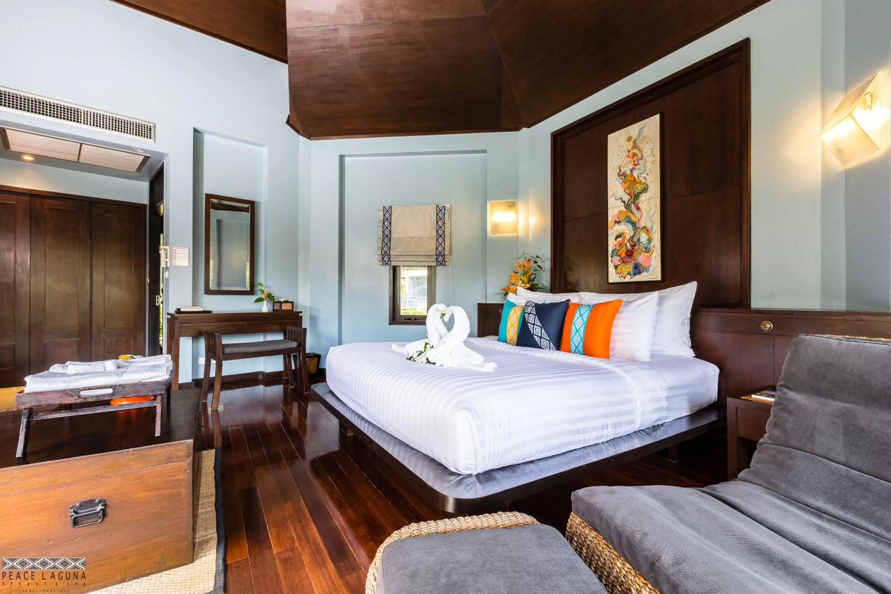 Photo of the whole room, Bed in Peace Laguna Resort & Spa