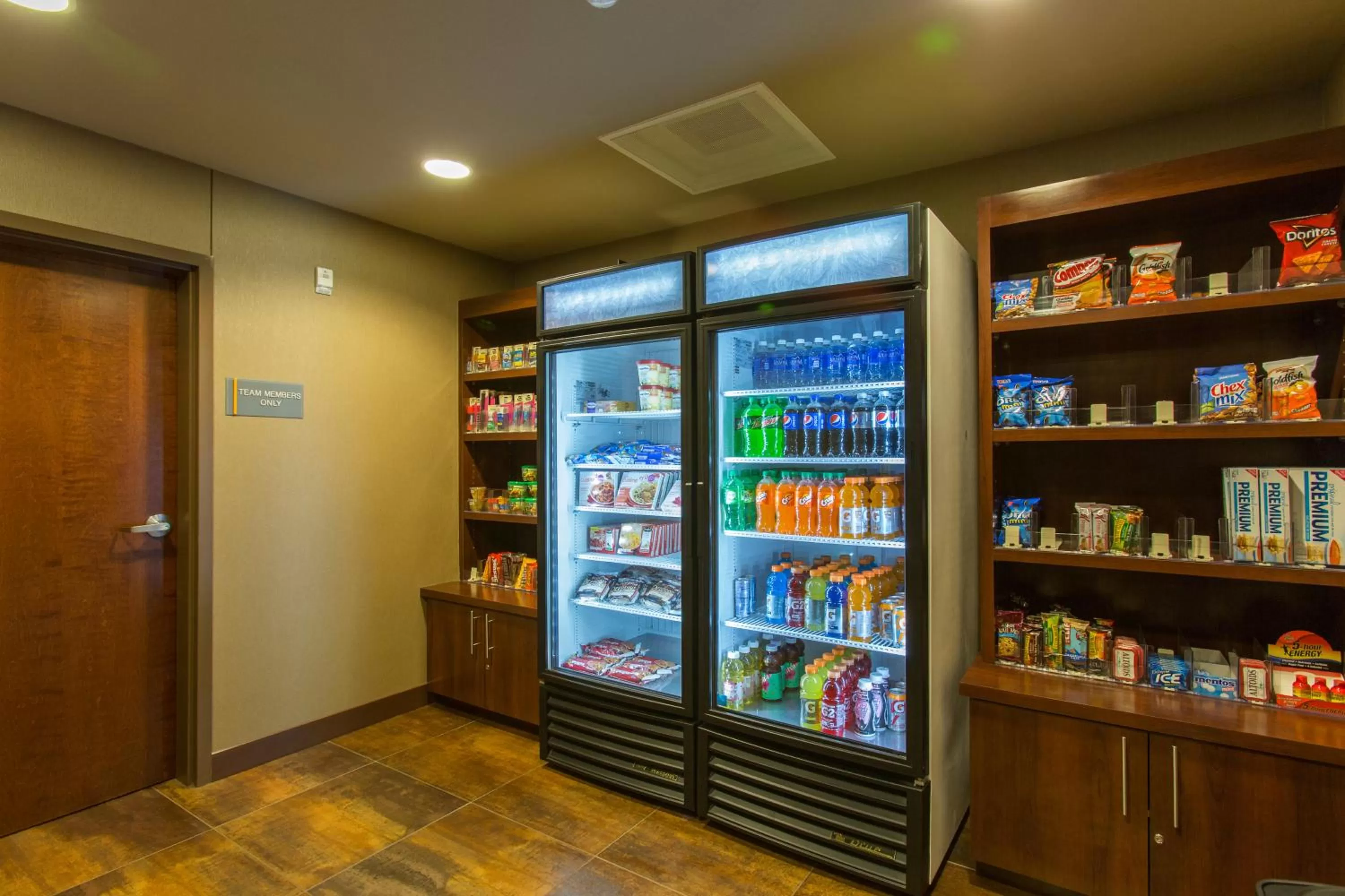 Restaurant/places to eat in Cambria Hotel Plano - Frisco