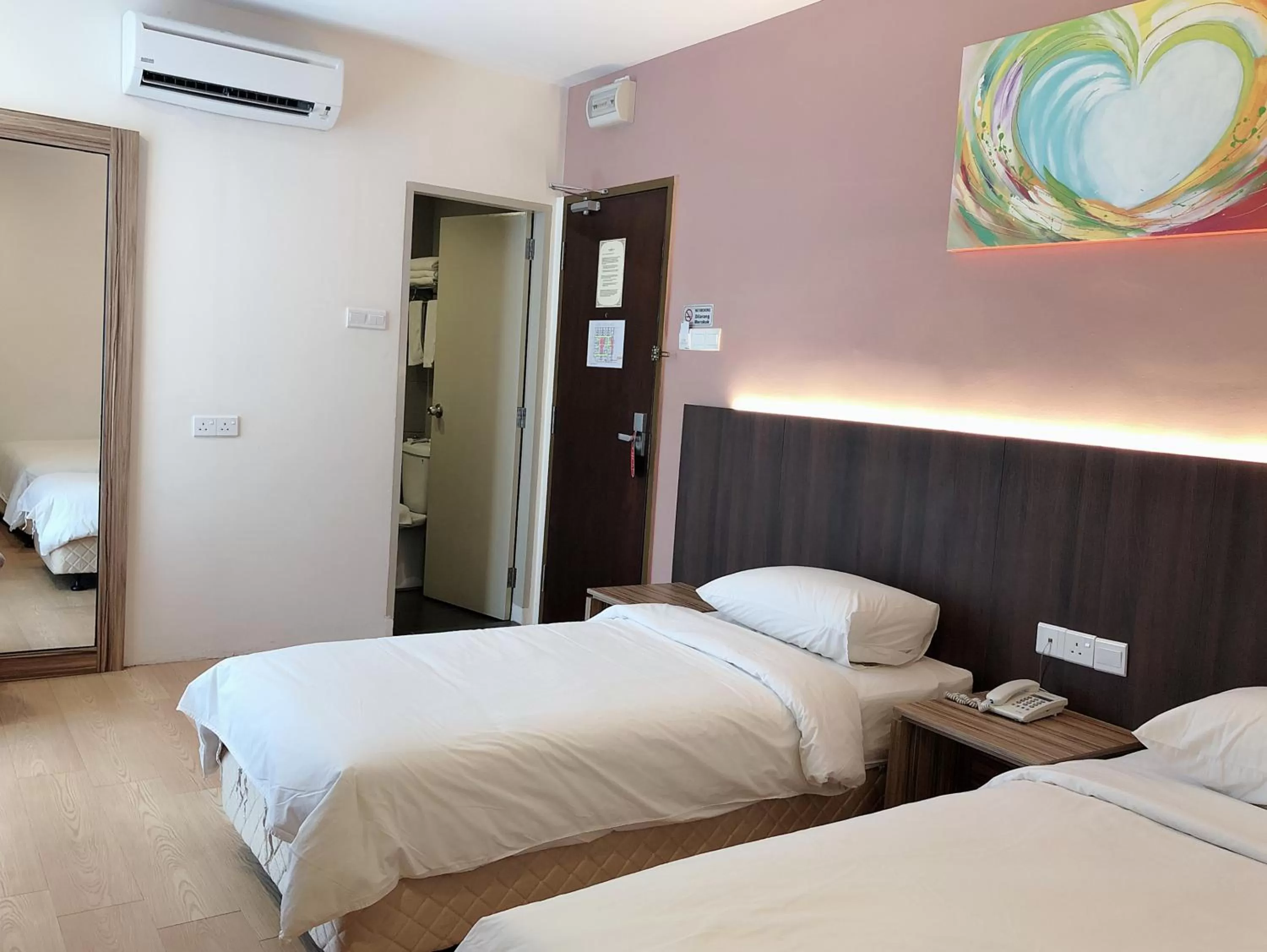 Bedroom, Bed in Tumike Hotel Bentong