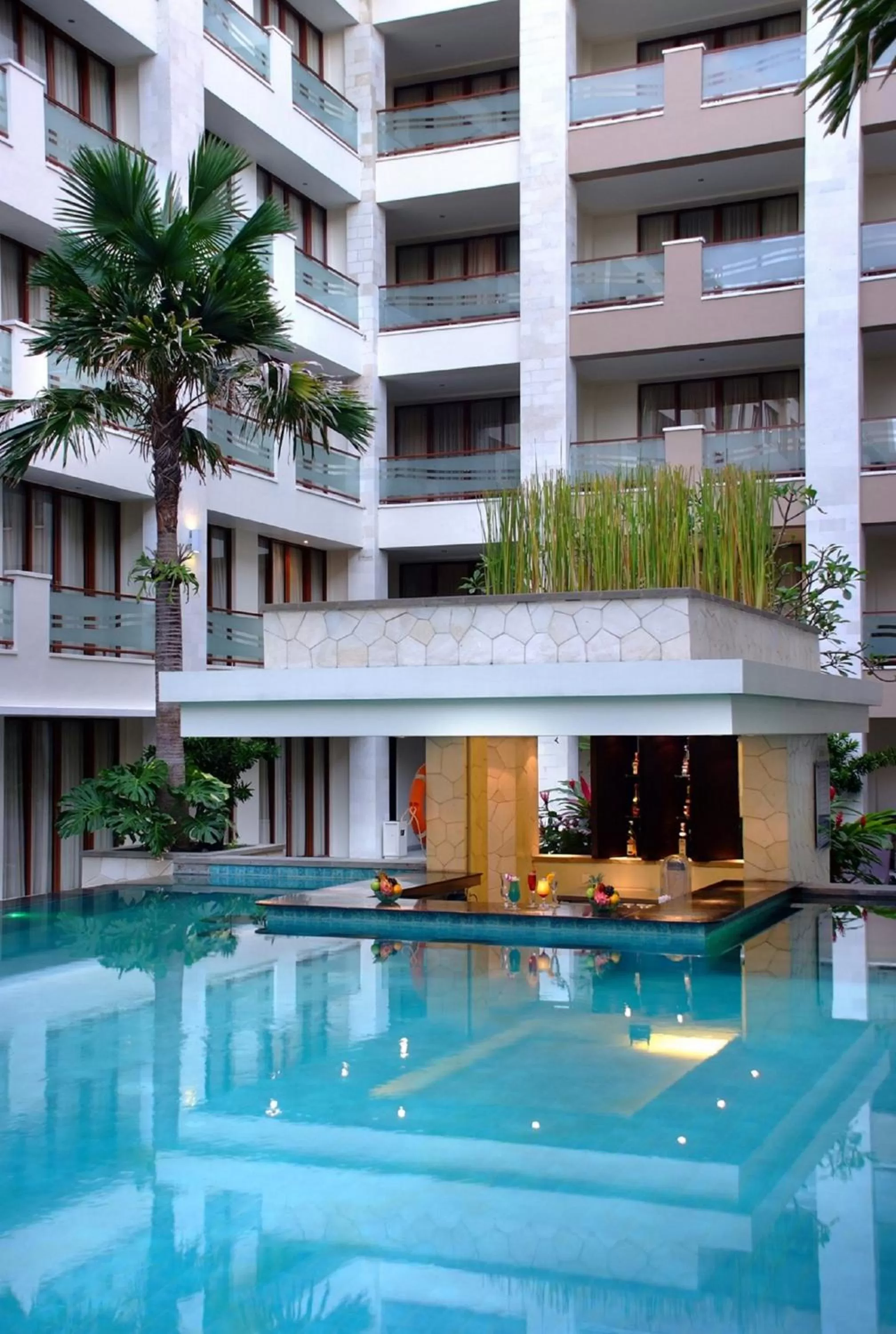 Swimming pool in Aston Kuta Hotel and Residence