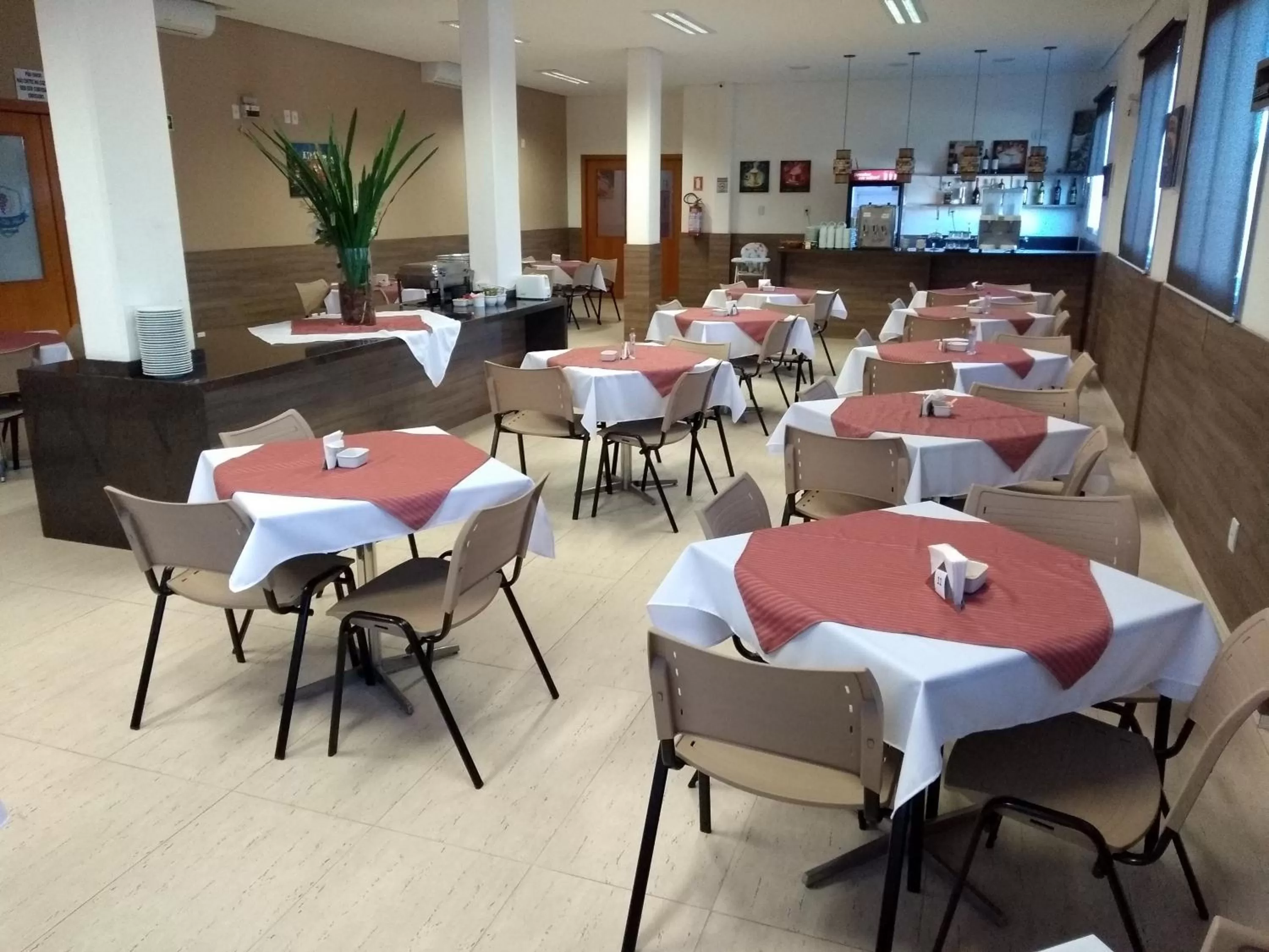Dining area in Hotel Ville House Premium