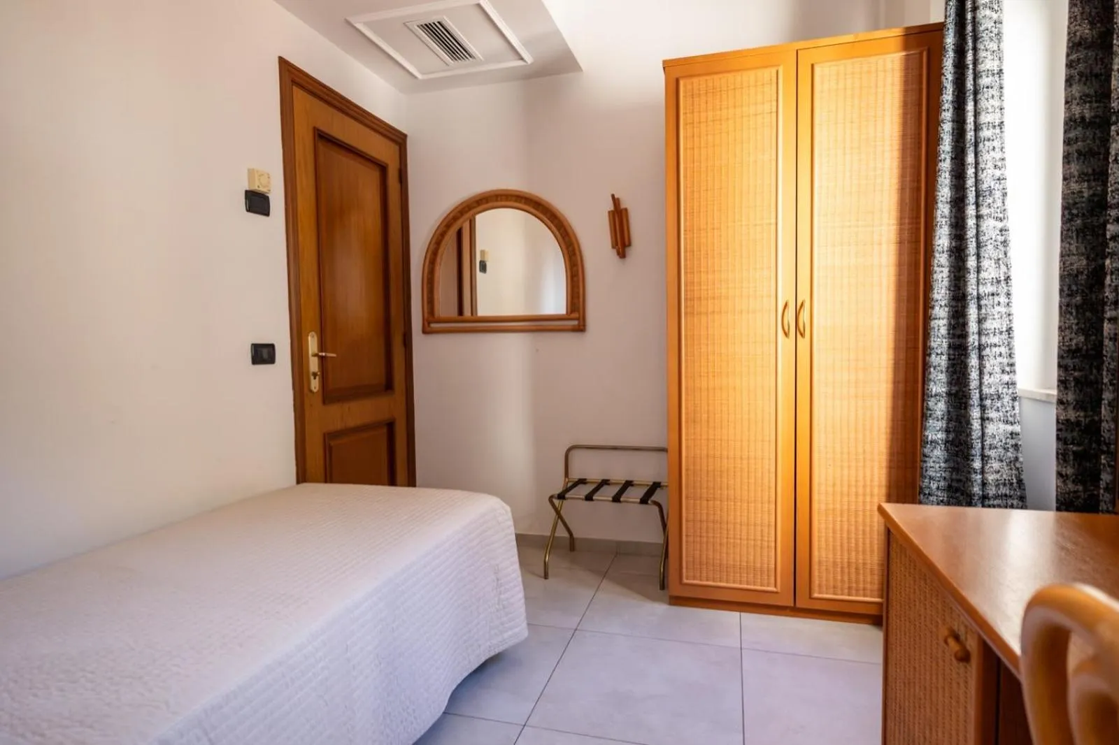 Bed in Hotel Corallo