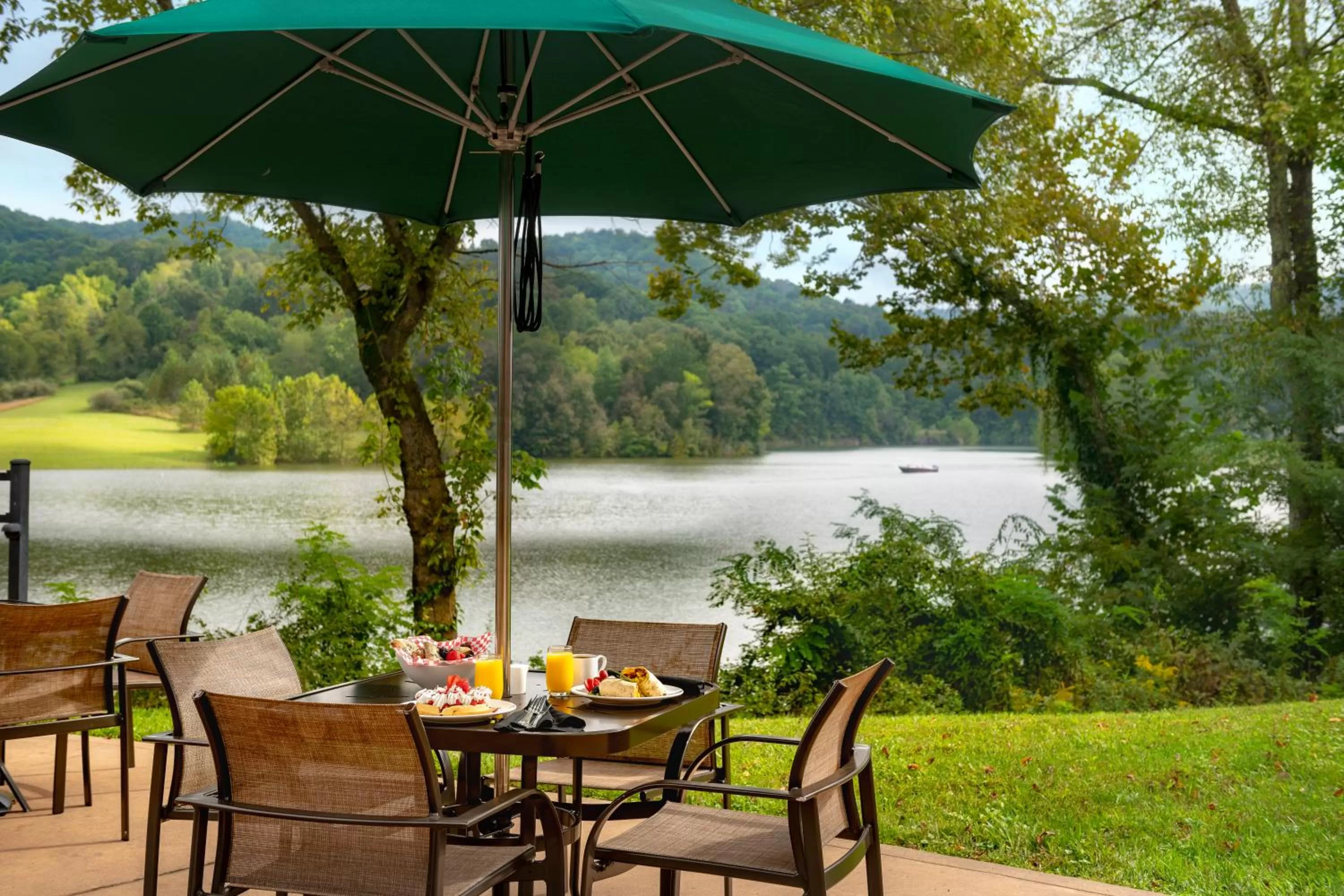 Restaurant/places to eat in Stonewall Resort