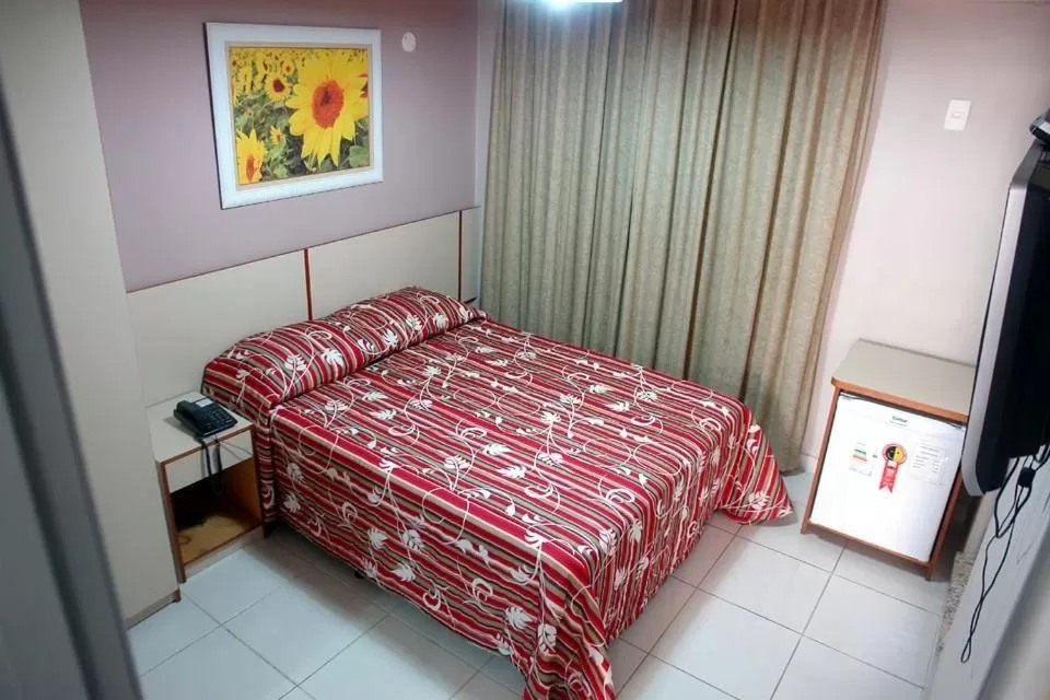 Photo of the whole room, Bed in Hotel Venezuela