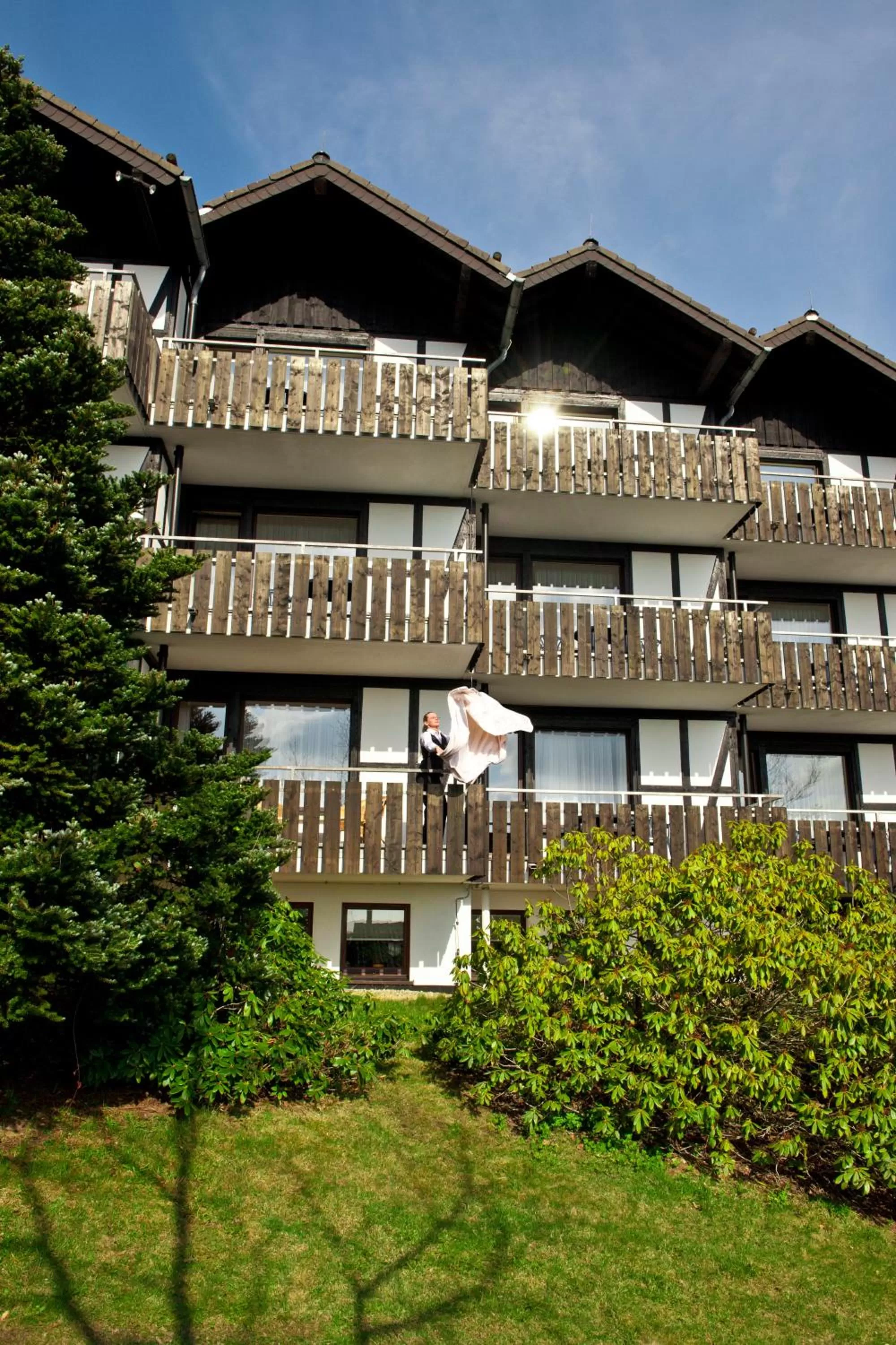 Facade/entrance in Dorint Resort Winterberg