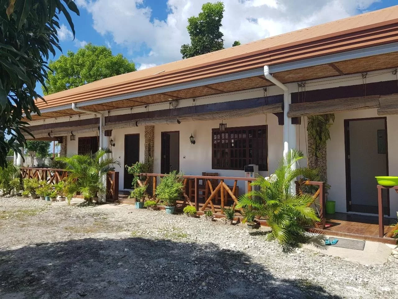 Property building in Tauig Beach Resort
