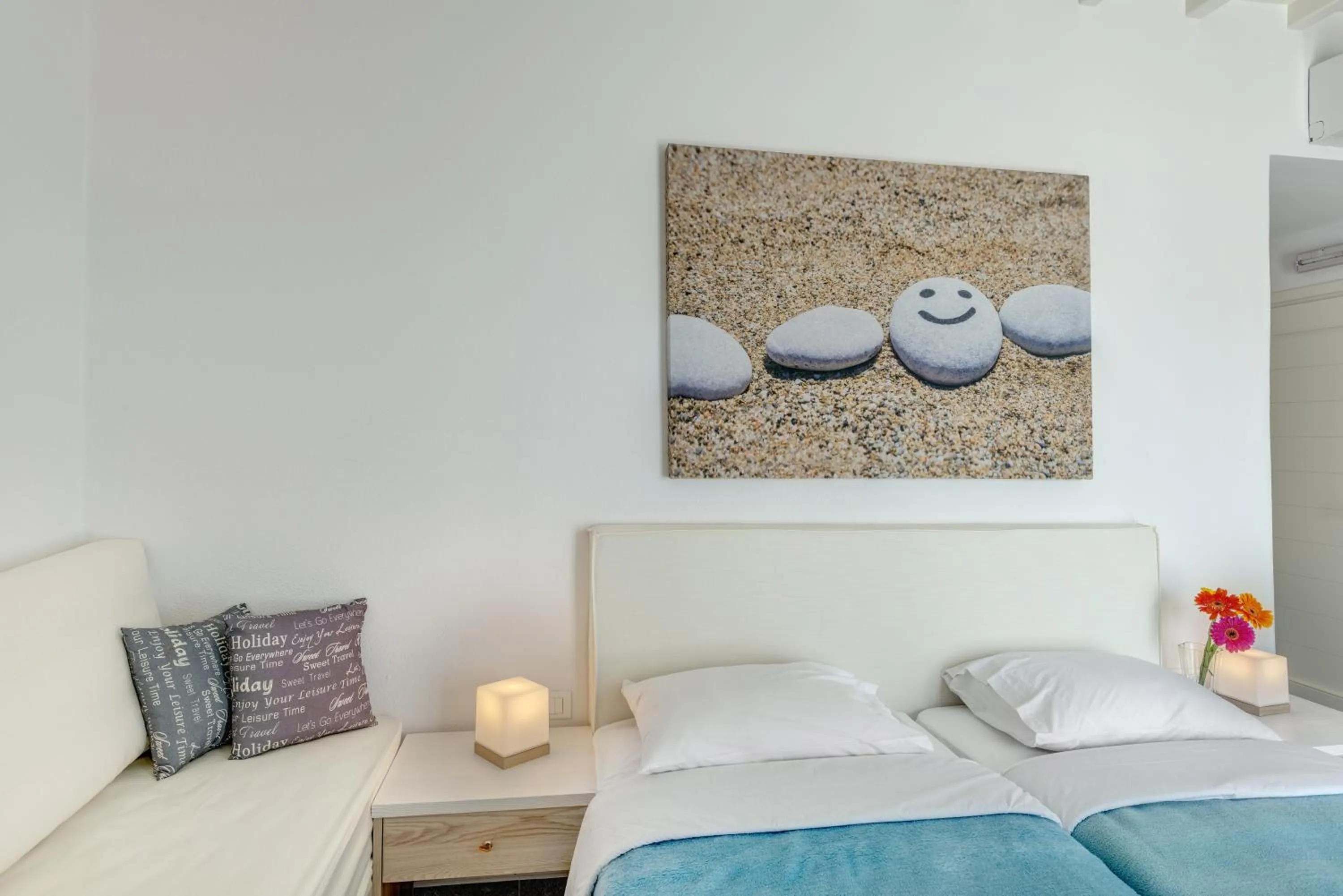 Bedroom, Bed in Makis Place