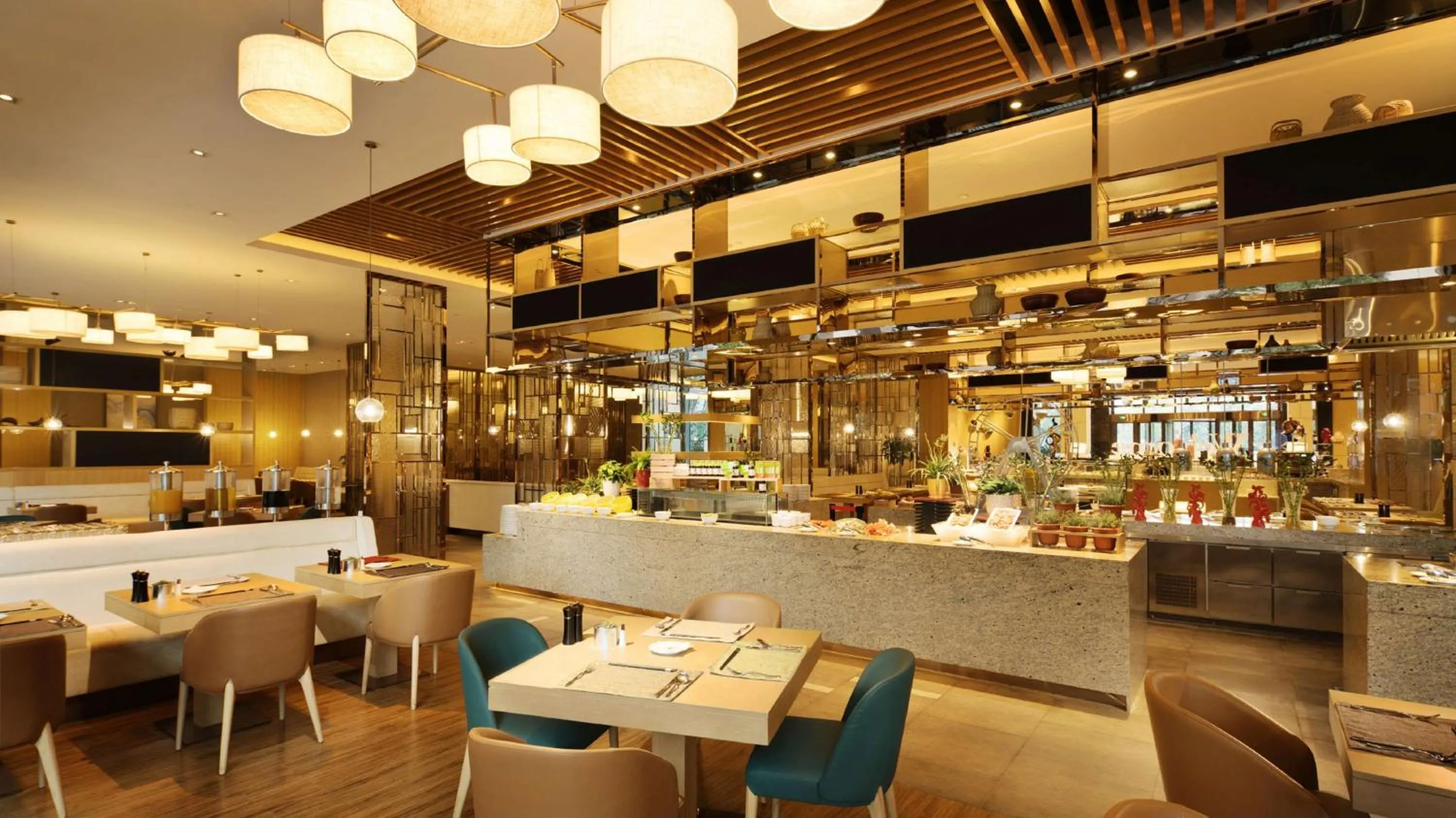 Restaurant/places to eat in DoubleTree By Hilton Ningbo Beilun