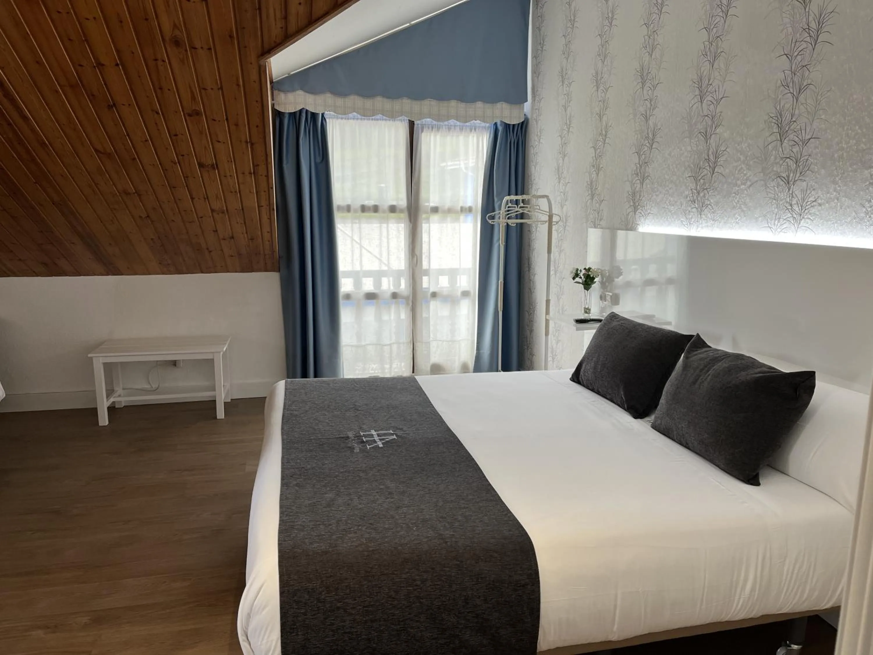 Bed in Hotel Avelina