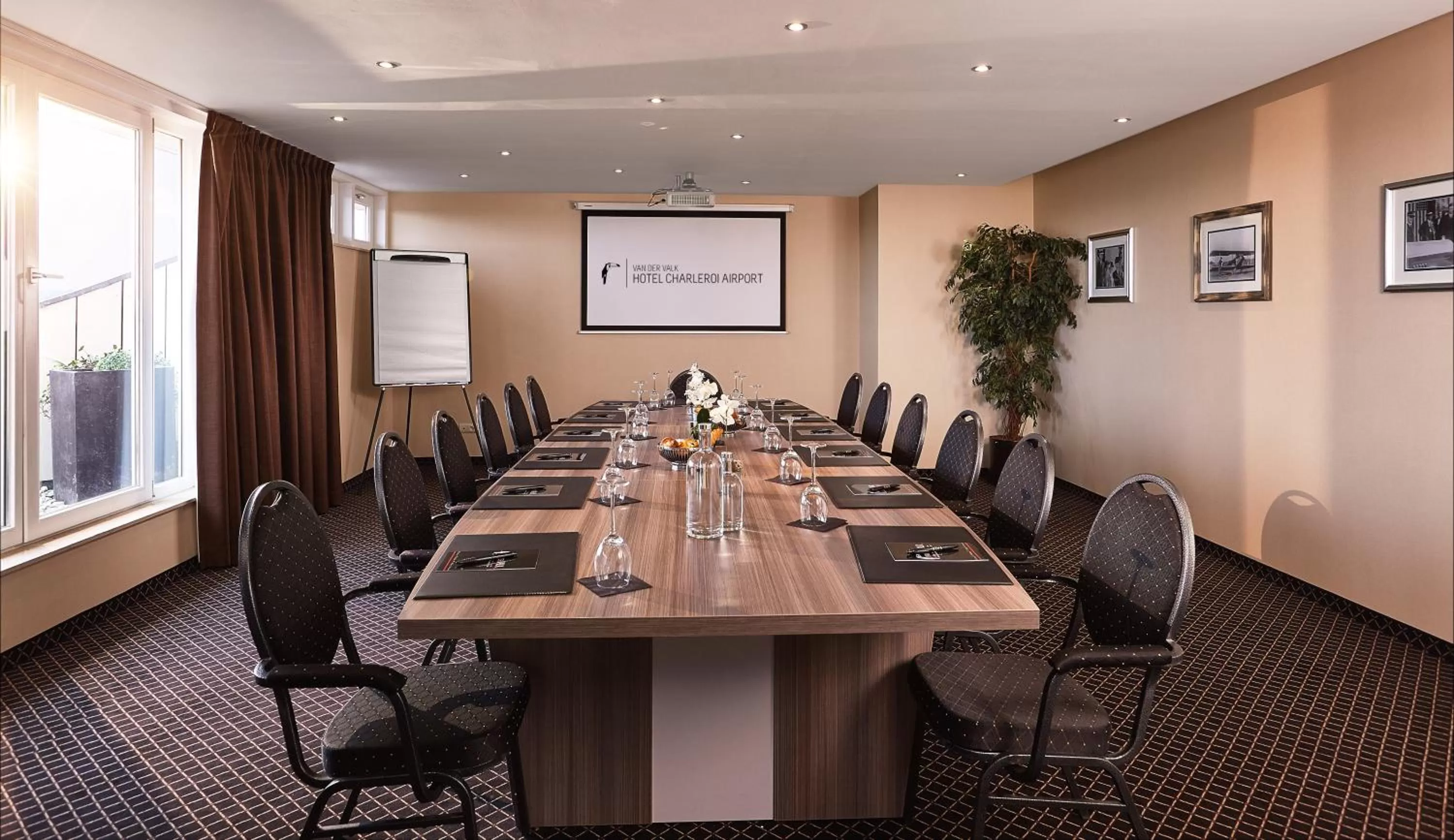 Banquet/Function facilities in Hotel Charleroi Airport - Van Der Valk