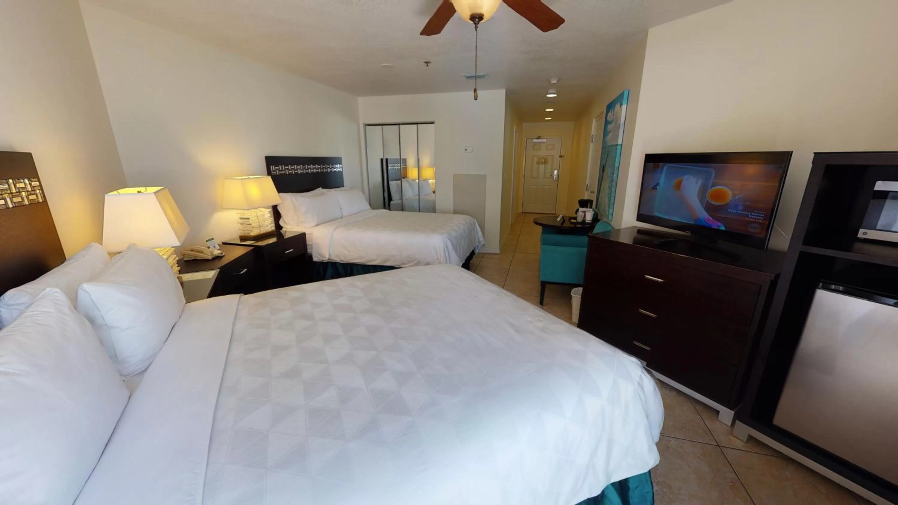 Photo of the whole room, Bed in Holiday Inn Resort Grand Cayman by IHG