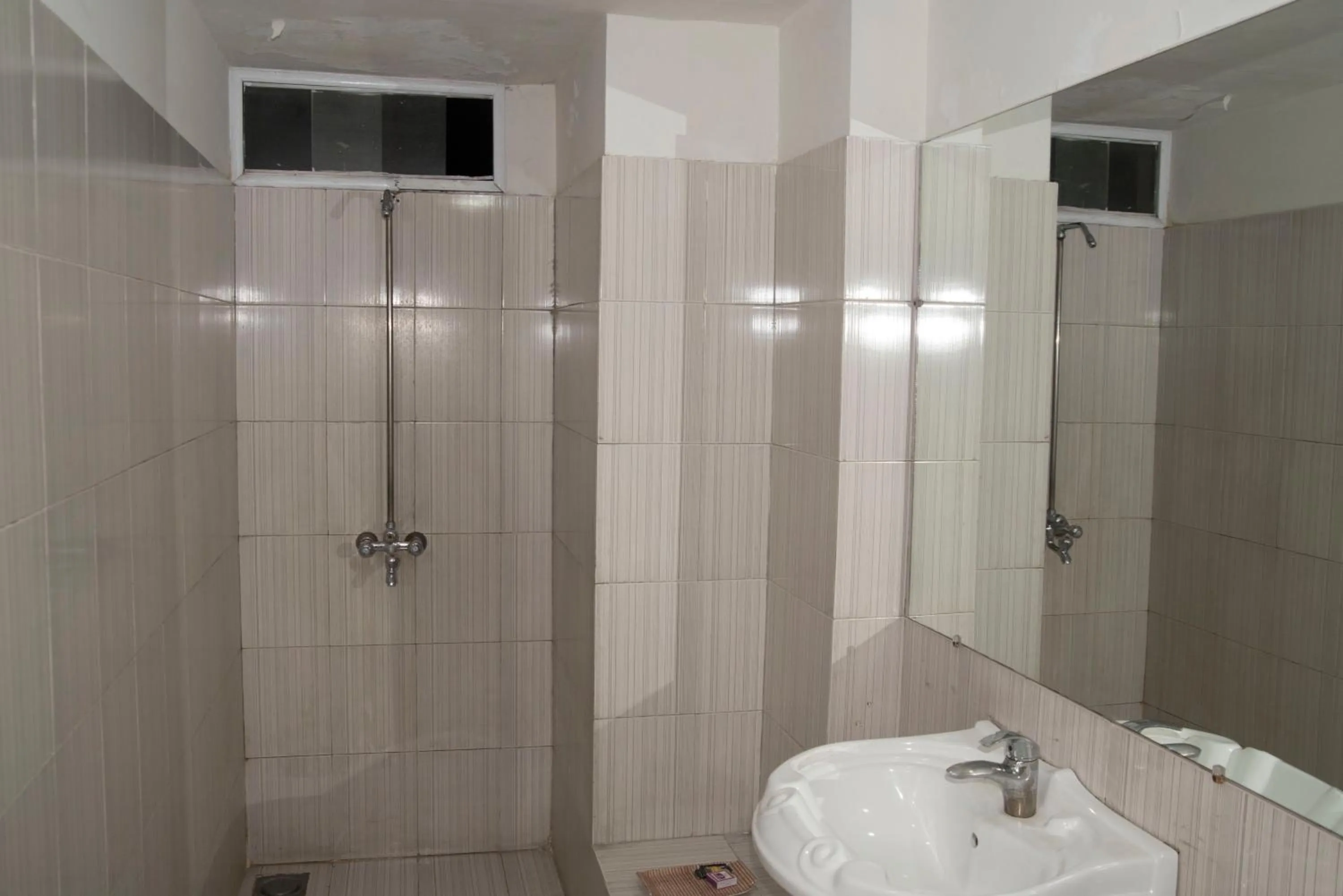 Bathroom in Premier Inn Davis Road Lahore
