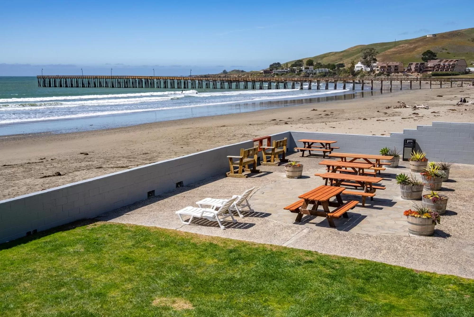 View (from property/room), Beach in Shoreline Inn...on the beach