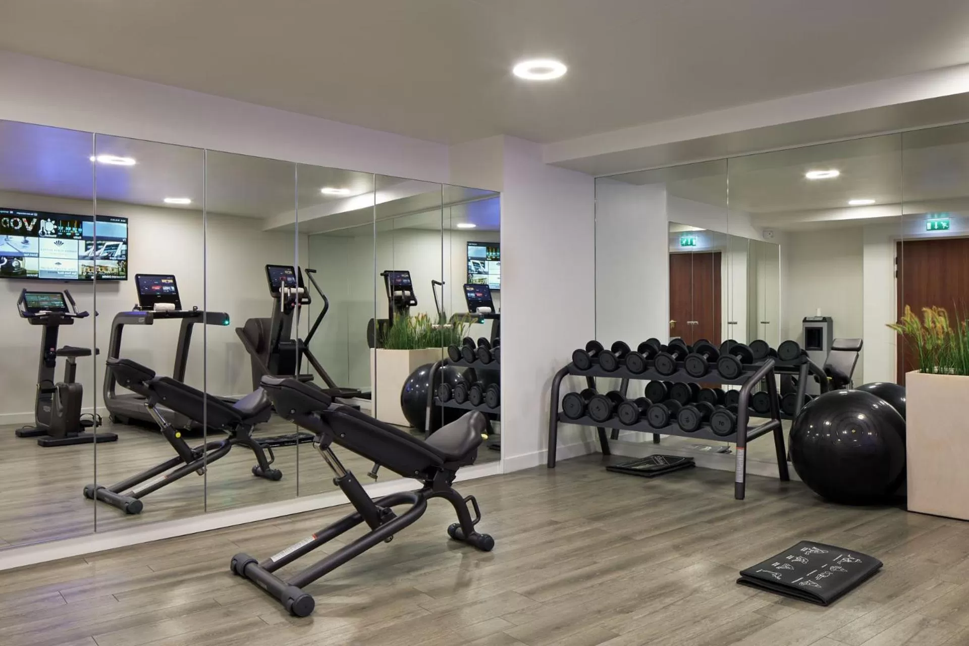 Fitness centre/facilities in Maison Albar - Le Pont-Neuf
