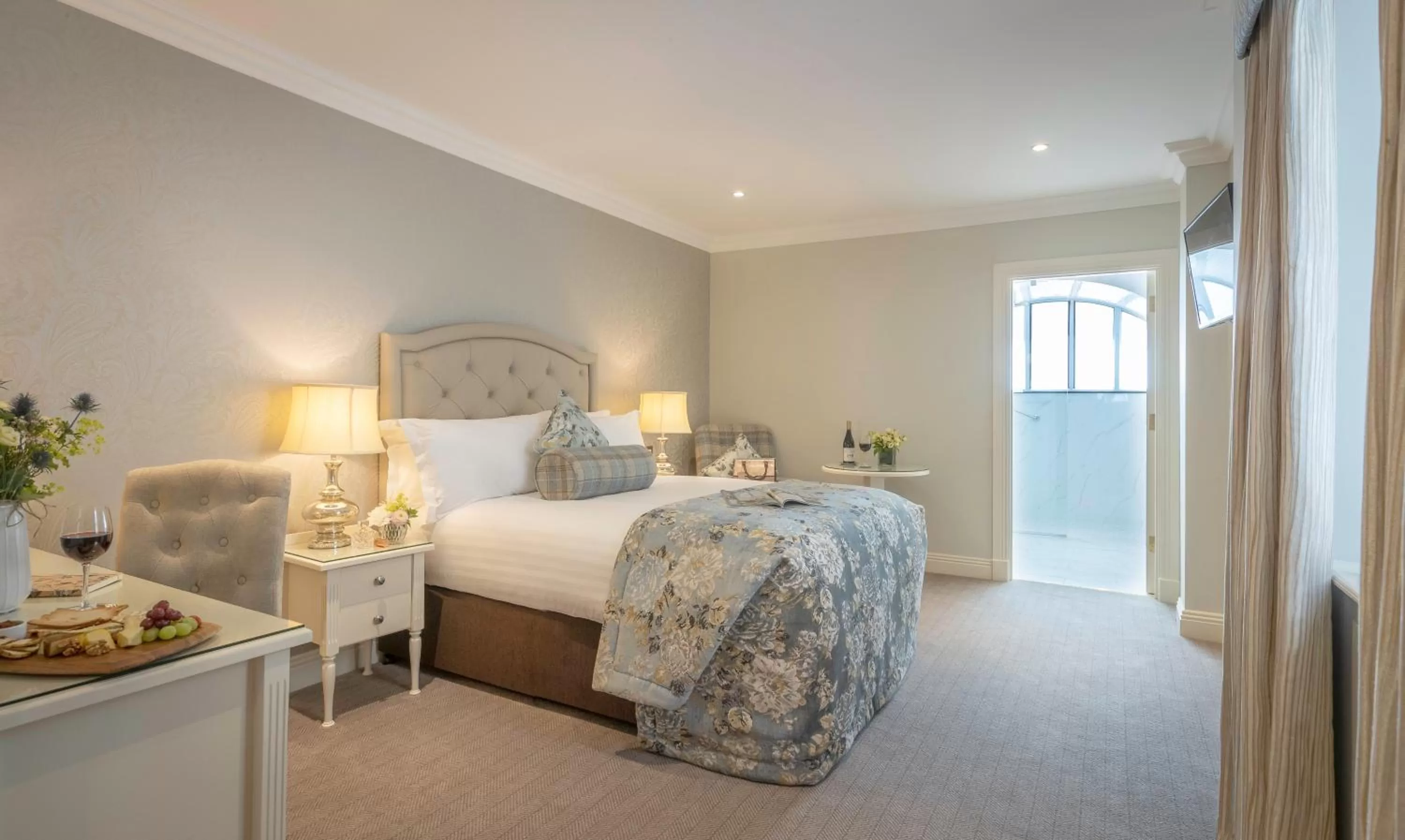 Bed in Old Ground Hotel