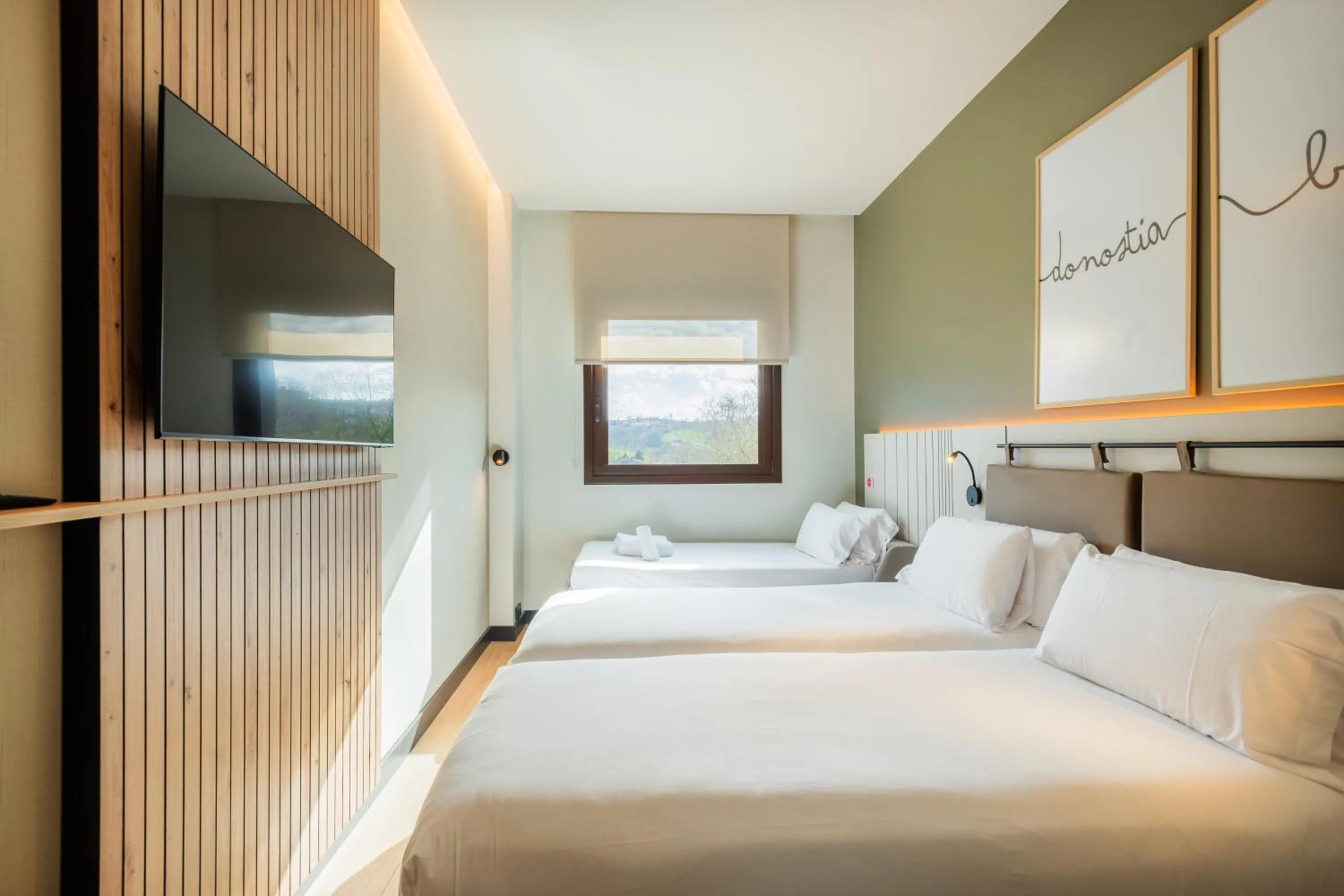 Bed in Hotel Bed4U San Sebasti