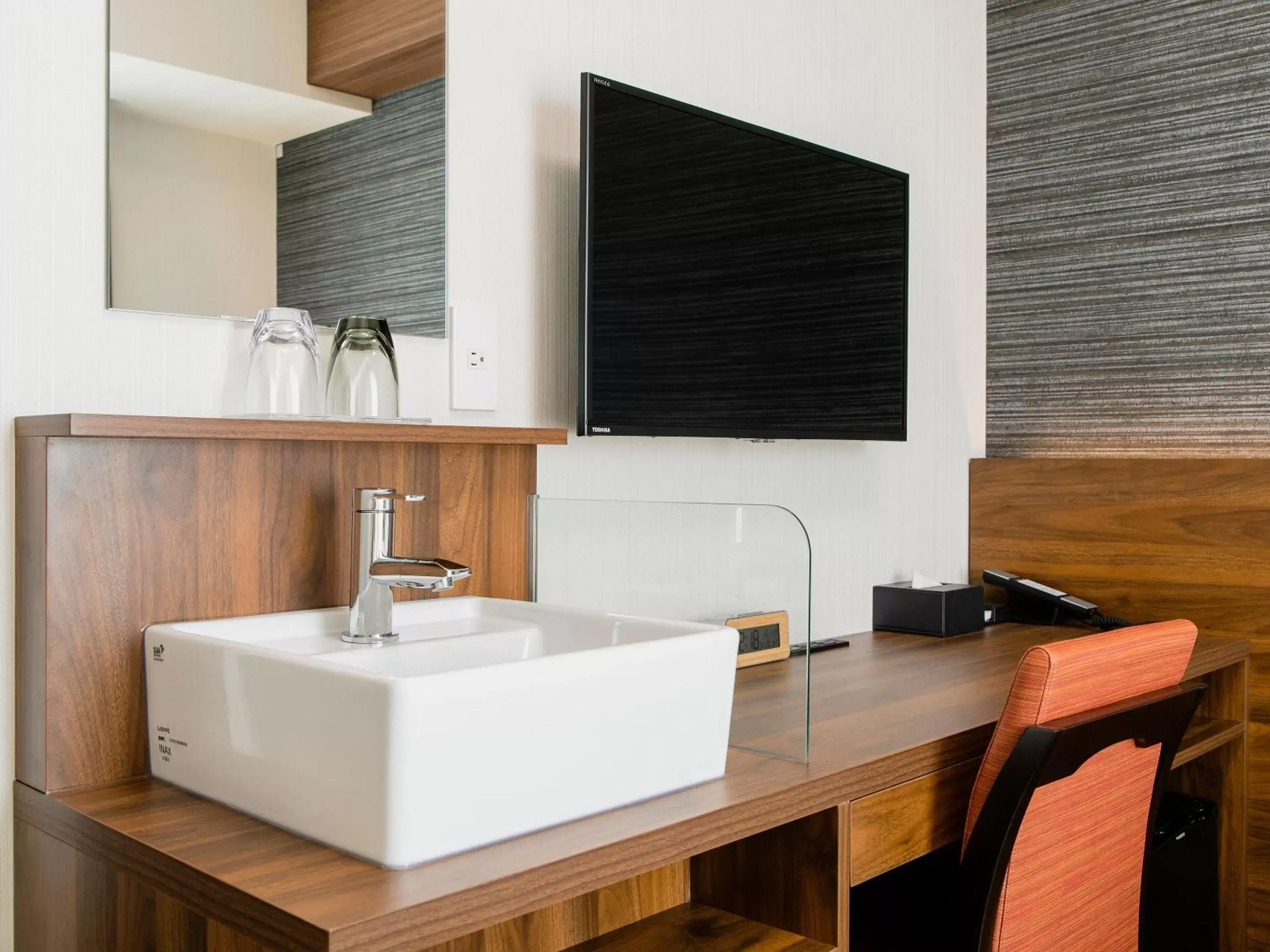 Deluxe Single Room in KOKO HOTEL Takamatsu - formerly Hotel Wing Takamatsu Deluxe Single Room in KOKO HOTEL Takamatsu - formerly Hotel Wing Takamatsu