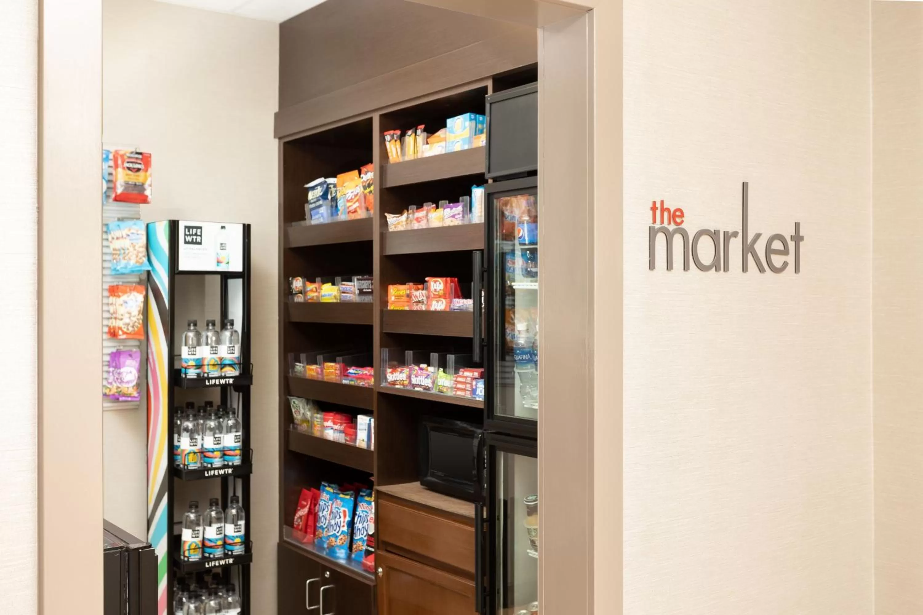 Restaurant/places to eat in Residence Inn by Marriott North Little Rock