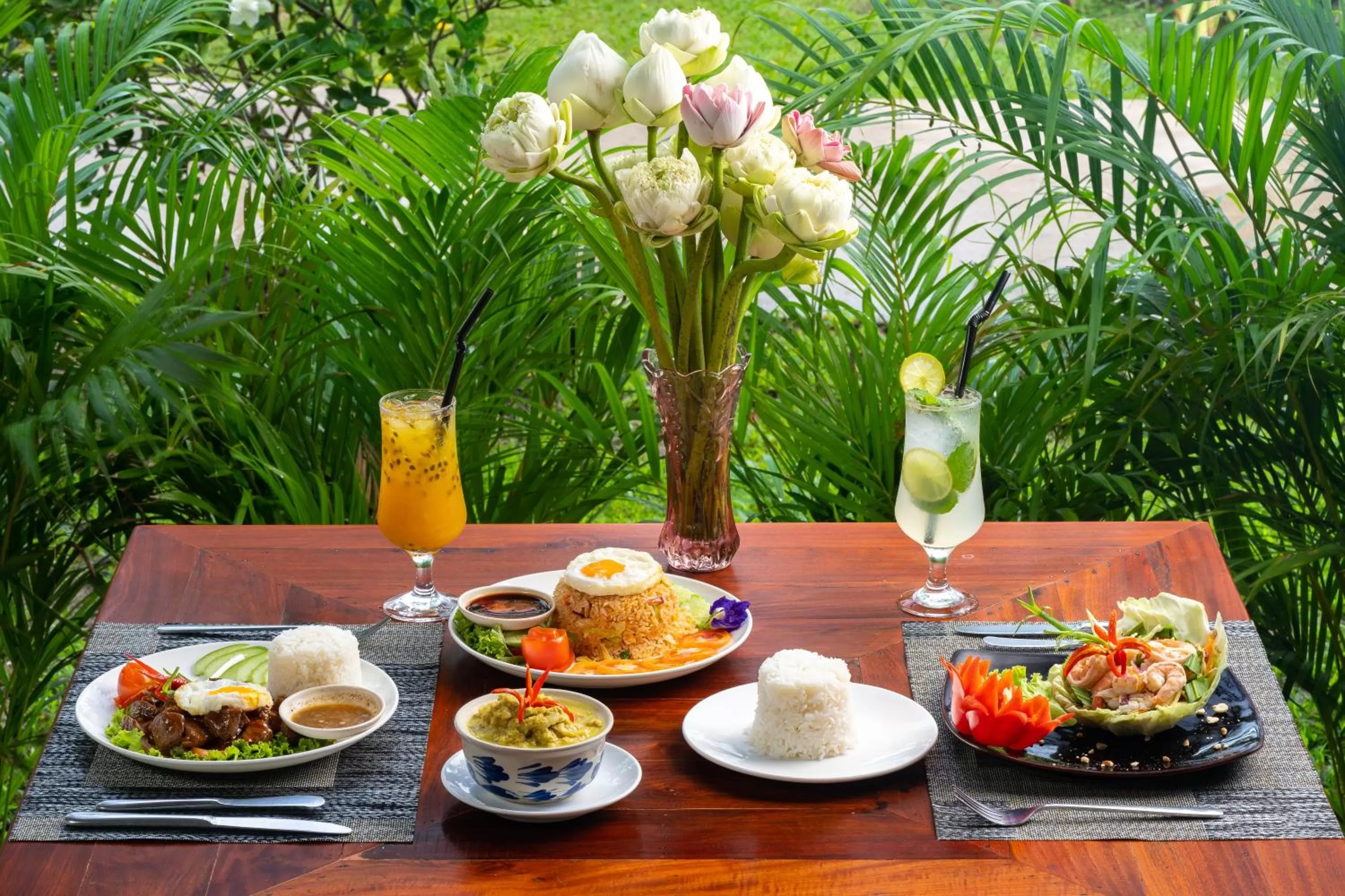 Restaurant/places to eat in Khmer House Resort