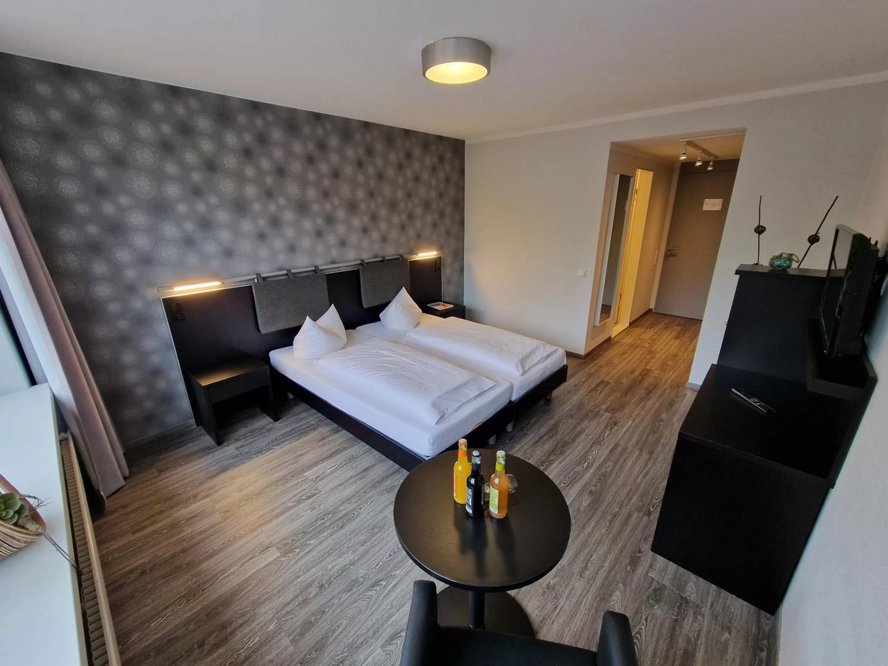 Photo of the whole room in Nordic Avantage Hotel