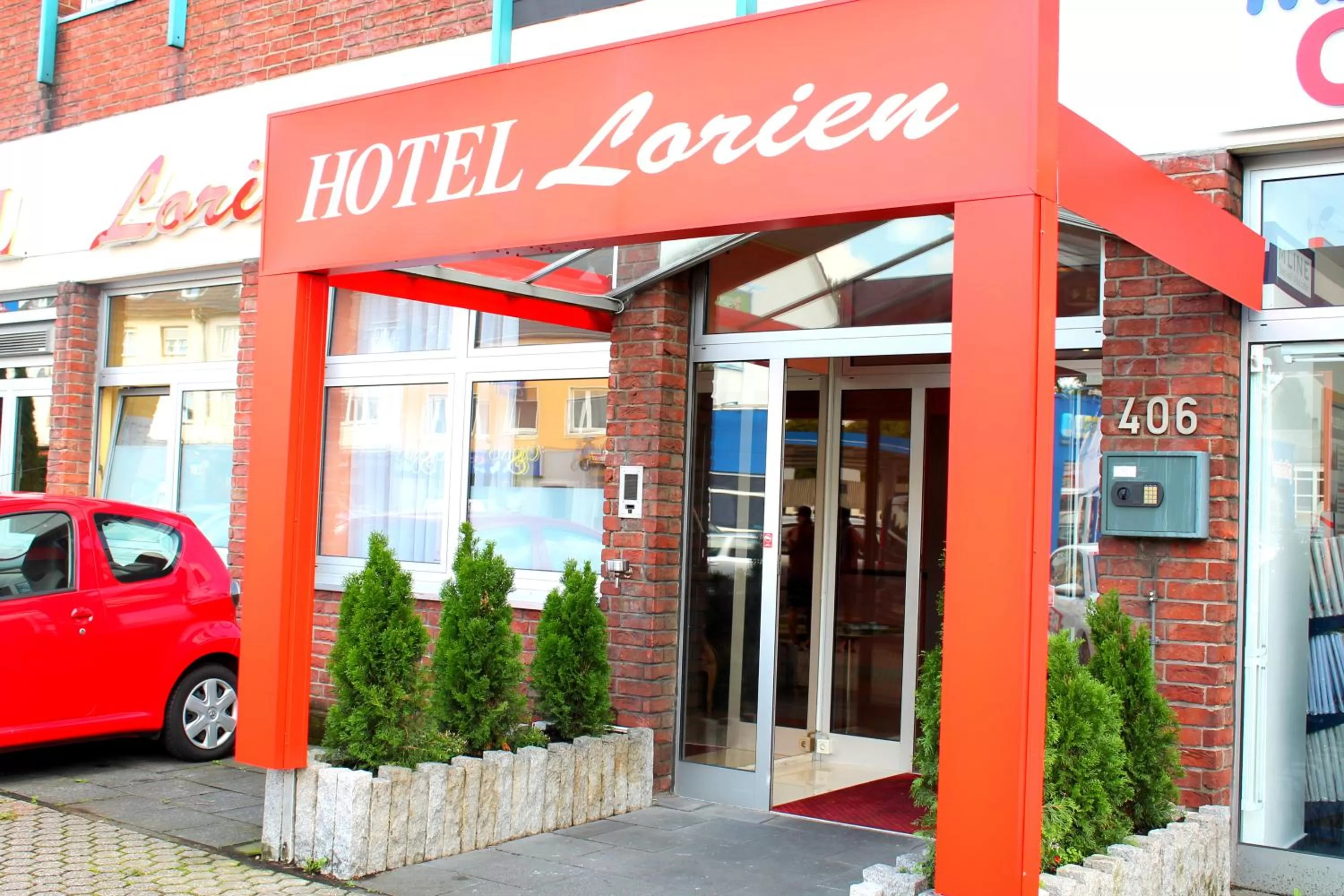 Facade/entrance in Hotel Lorien