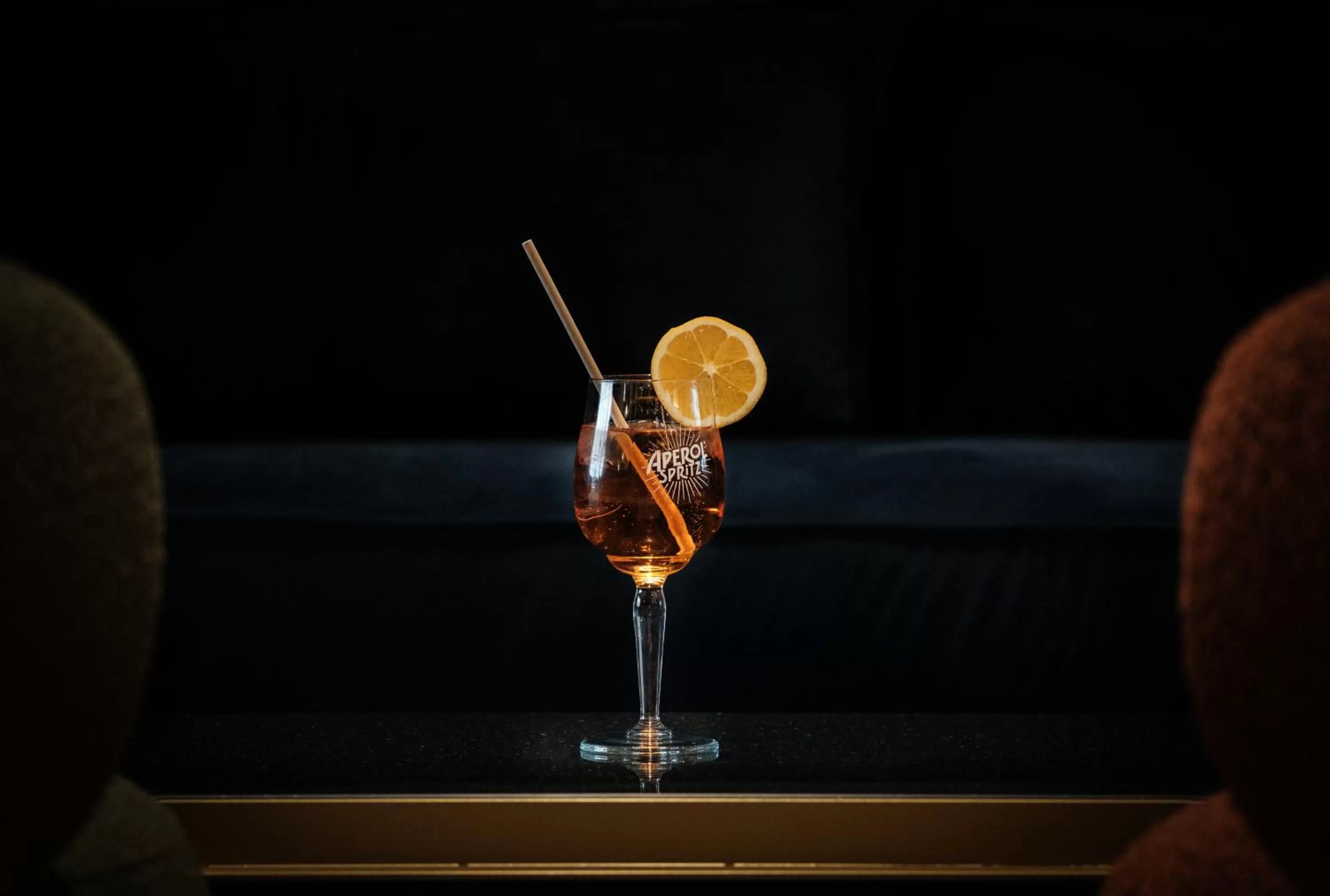 Lounge or bar in Kyriad Tours Sud - Ballan Mire