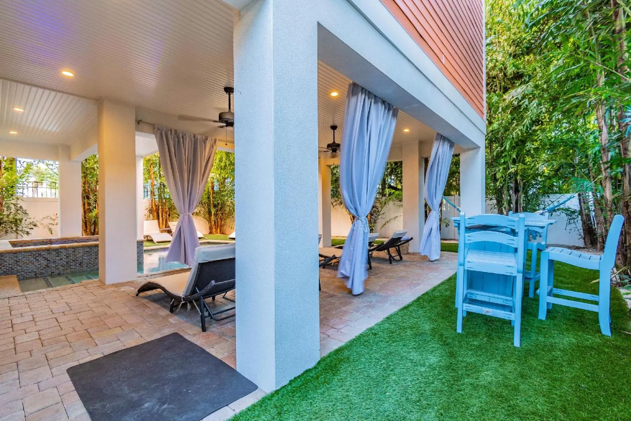 Playa Esmeralda Boutique Inn