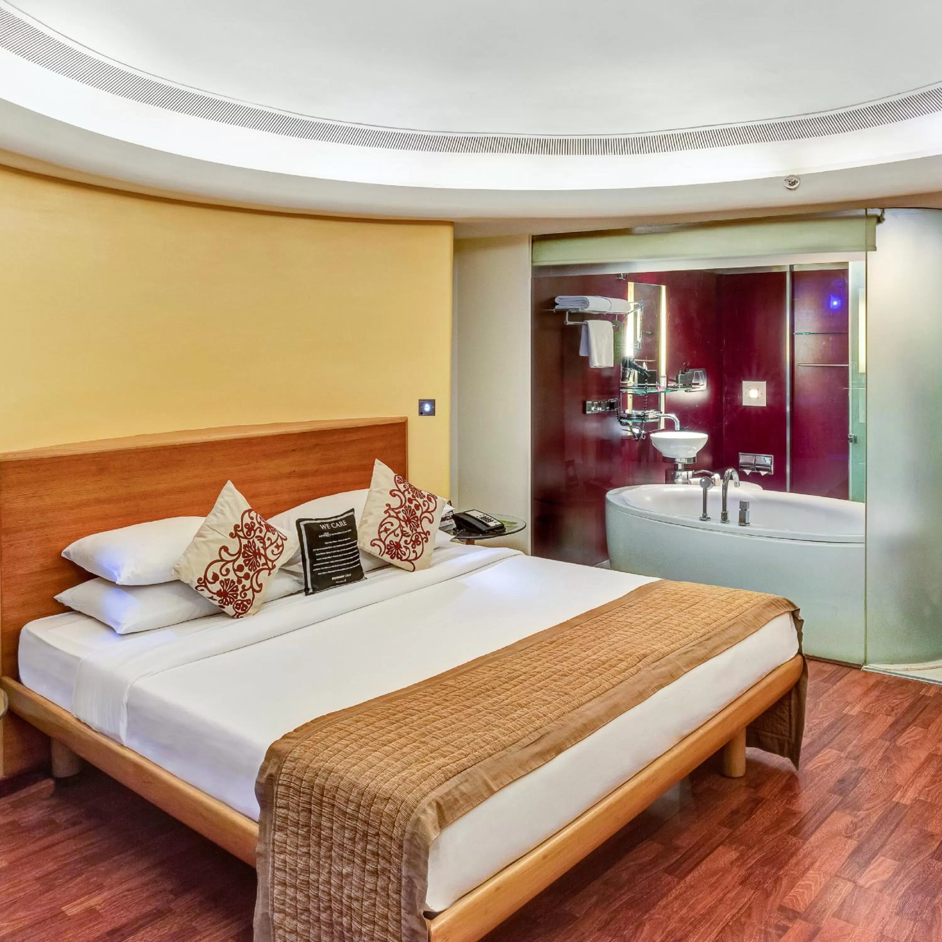 Photo of the whole room, Bed in Hotel Sahara Star
