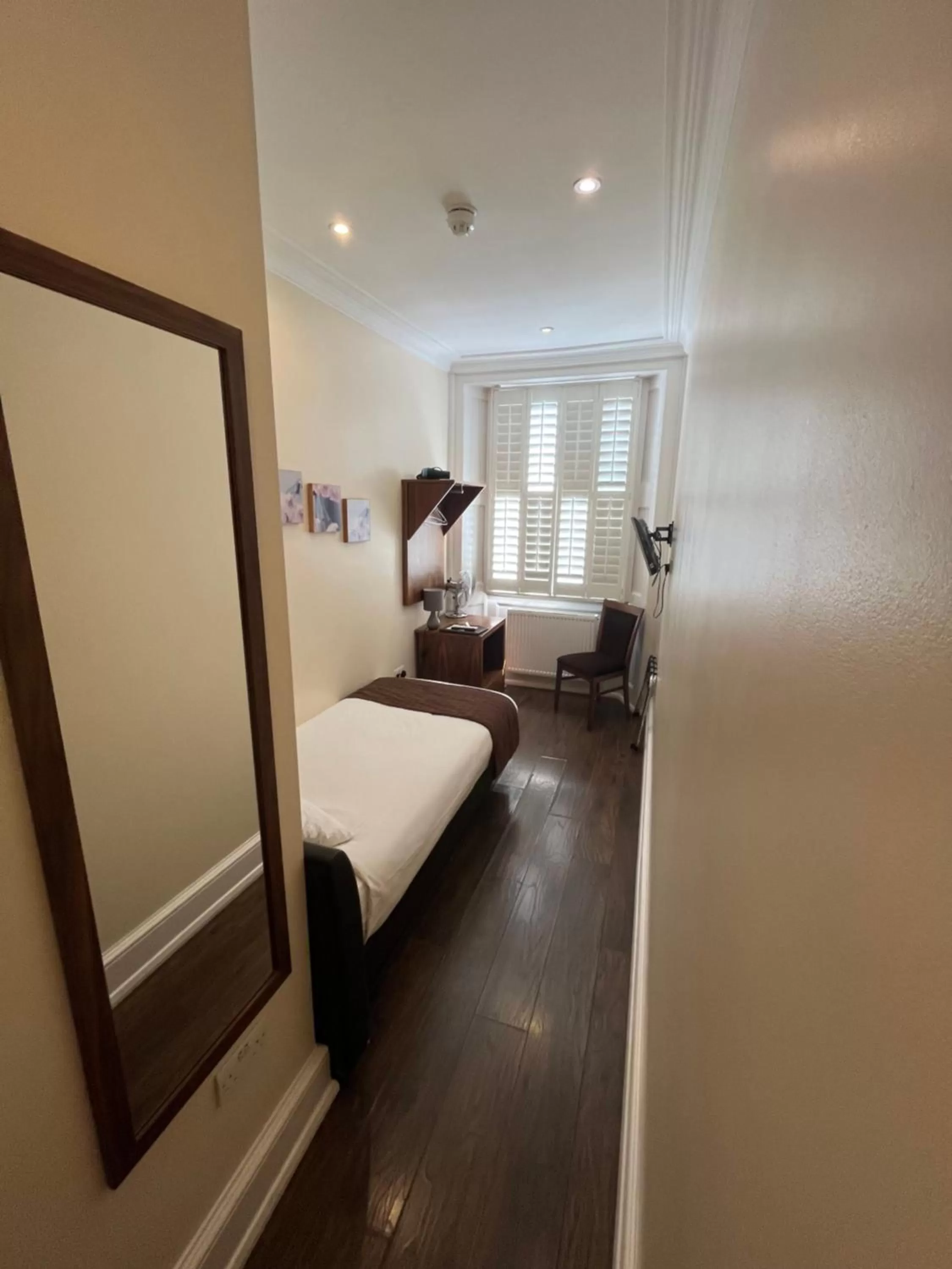 Bed in Marylebone Inn