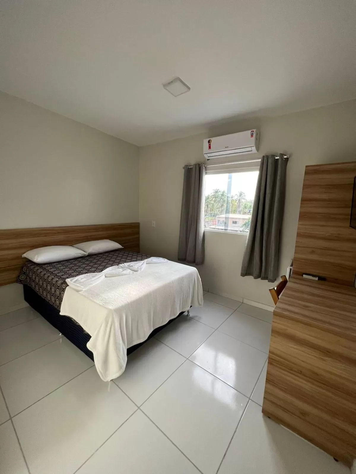 Double Room with Pool View in Pousada Praia Bela