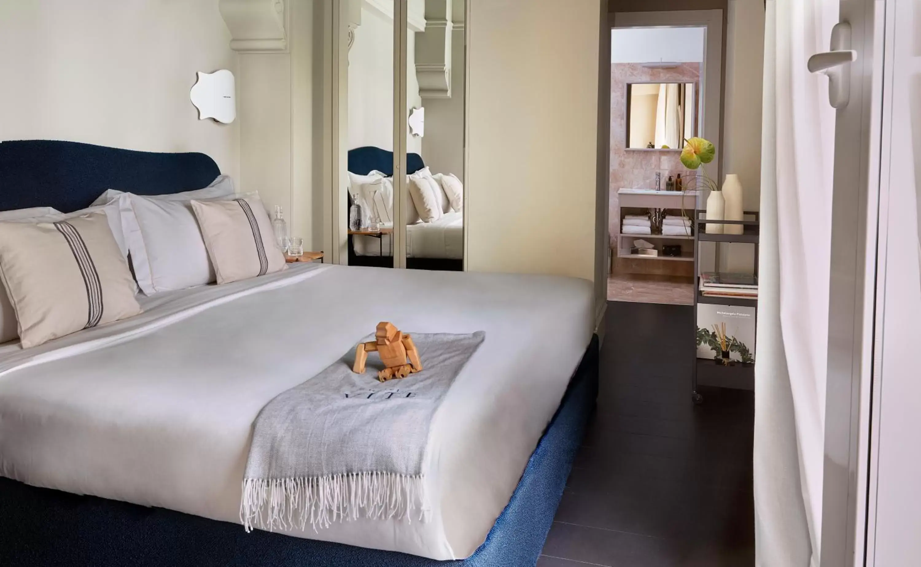 Classic Double or Twin Room in HOTEL VITE - By Naman Hotellerie Classic Double or Twin Room in HOTEL VITE - By Naman Hotellerie