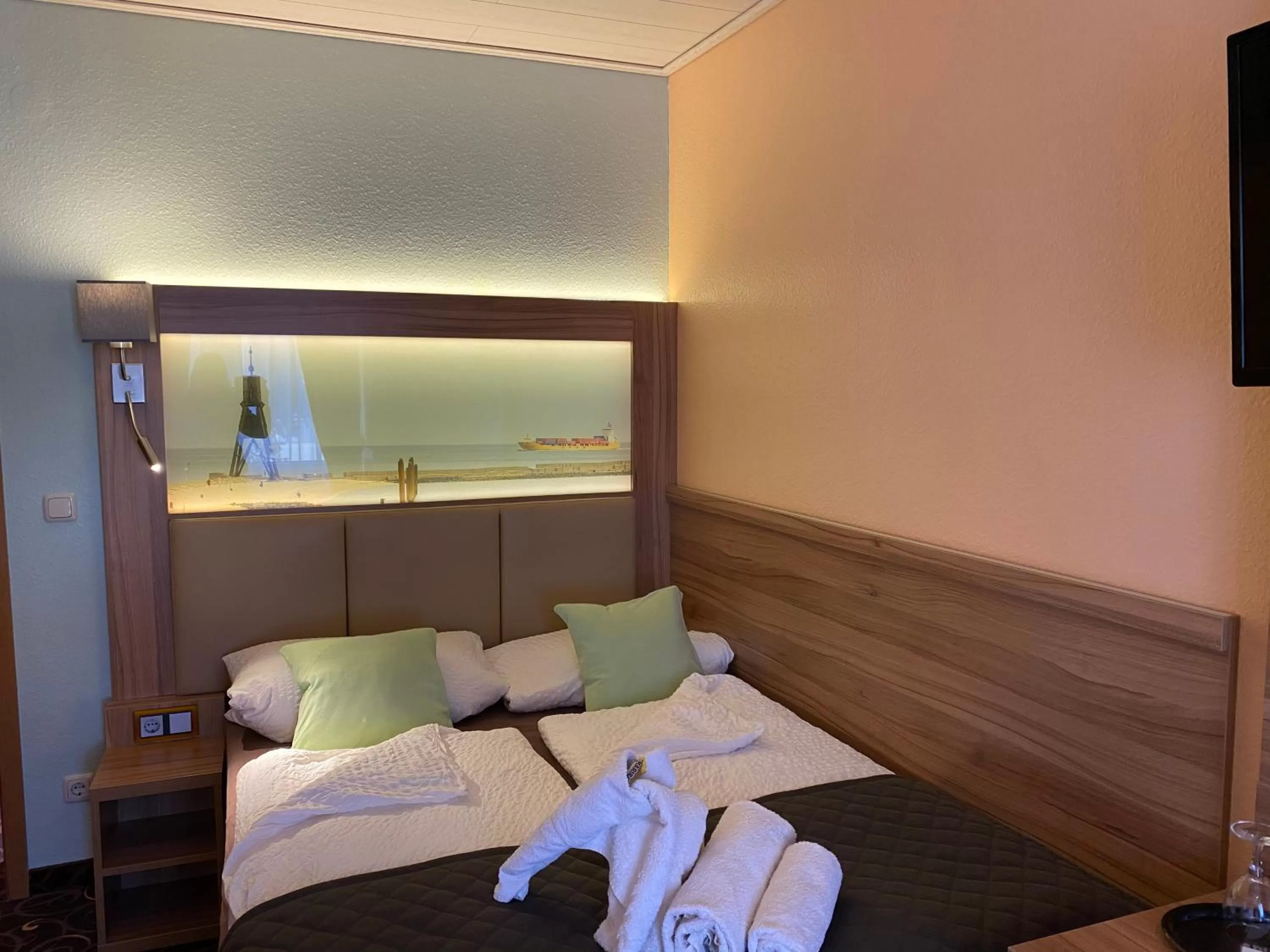 Photo of the whole room, Bed in Hotel Seemeile