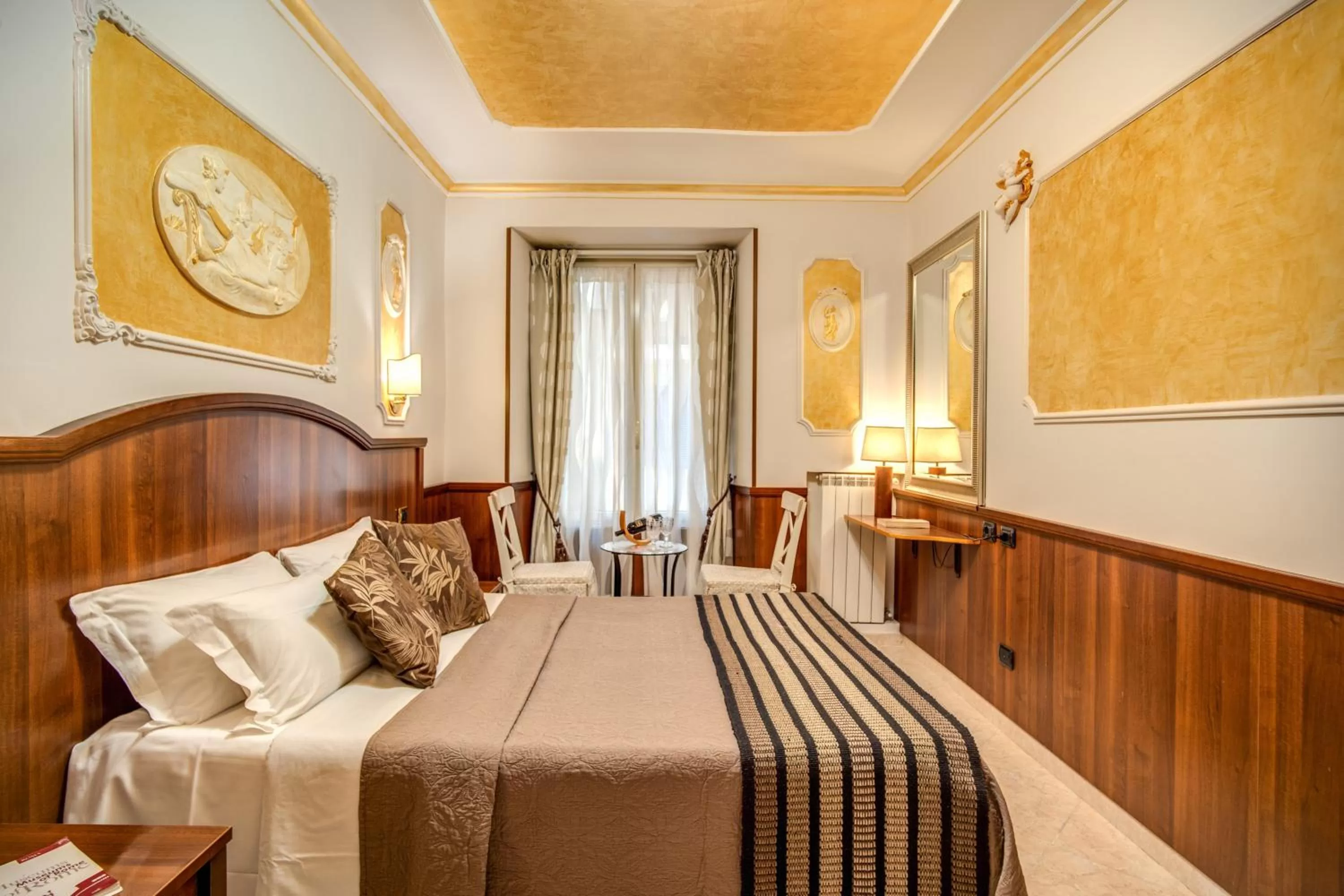 Bedroom, Bed in Nakissa Inn