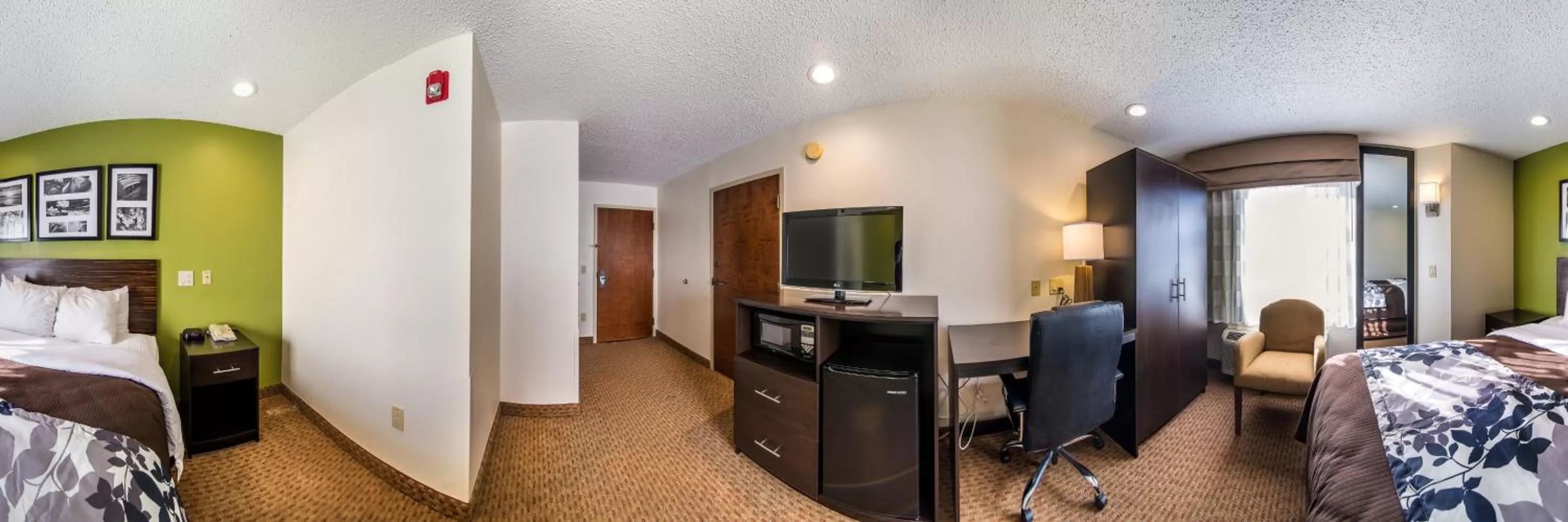 Queen Room - Accessible/Non-Smoking in Sleep Inn Columbia