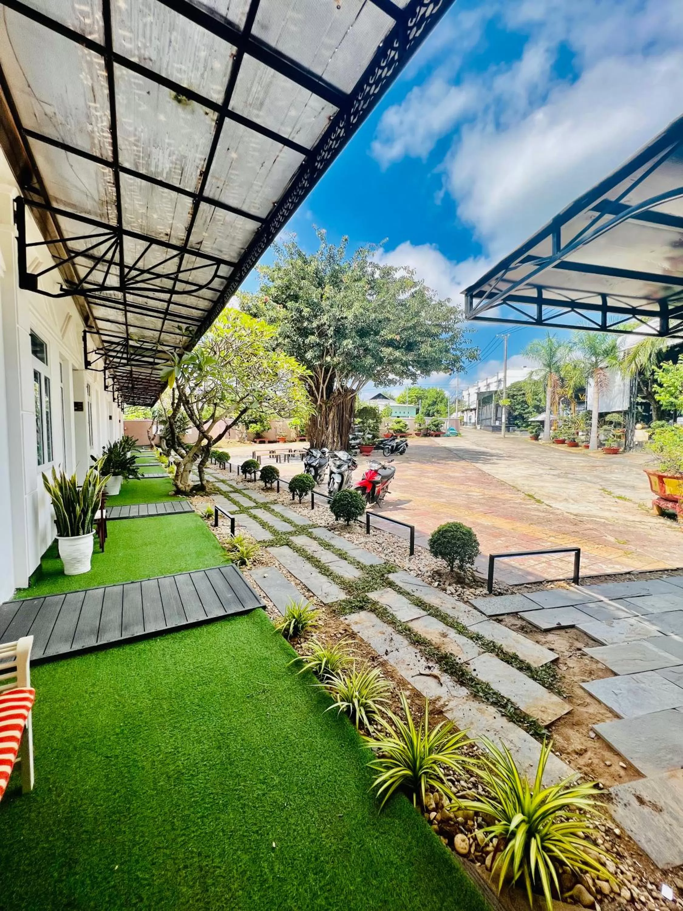 Day in D'Villa Hotel - Homestay