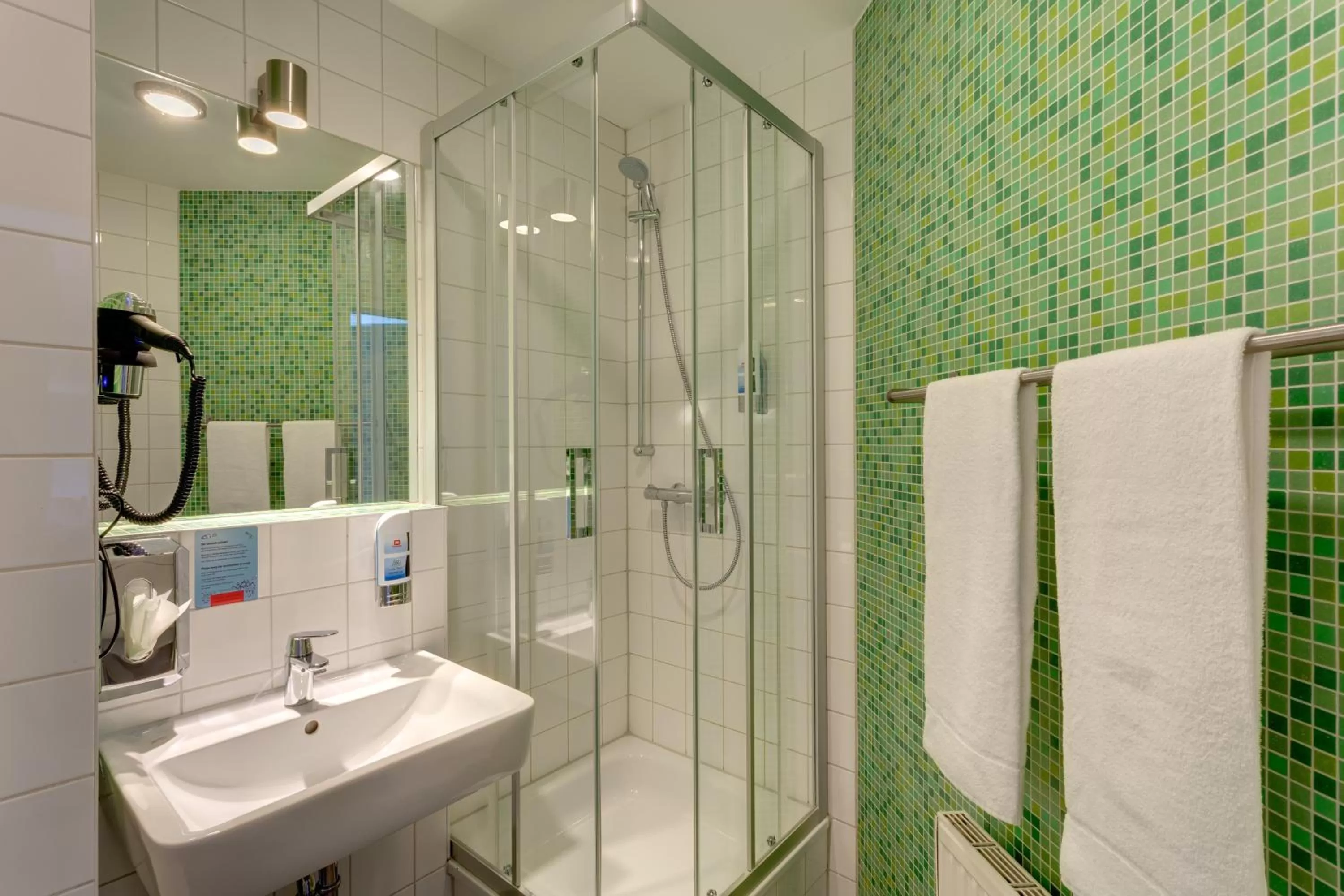 Bathroom in MEININGER Hotel Berlin Alexanderplatz