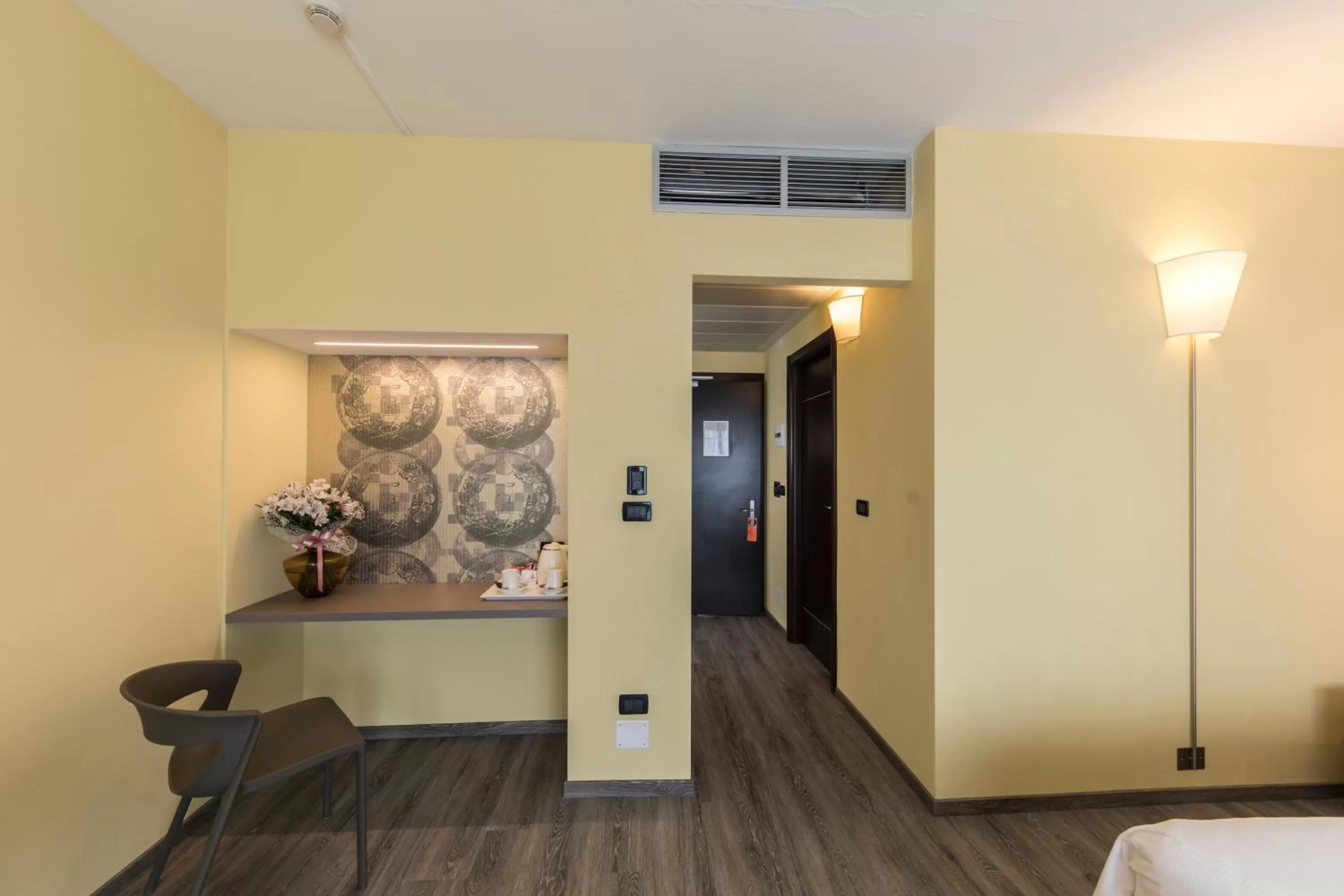 Photo of the whole room in Hotel Donatello Imola