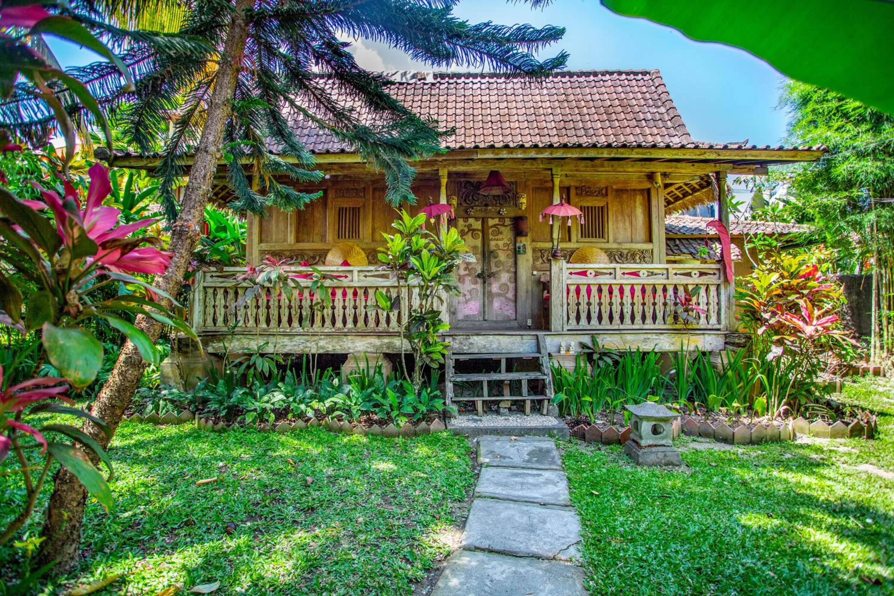 Deluxe Bungalow with Air-con in Swasti Eco Cottages