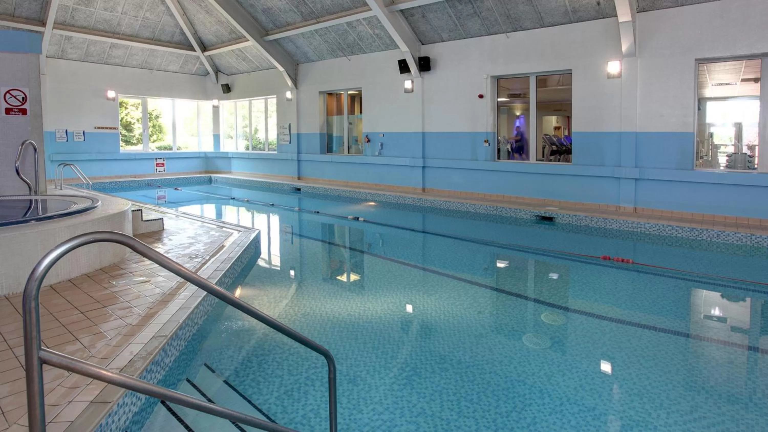 Swimming pool in Holiday Inn Aylesbury by IHG