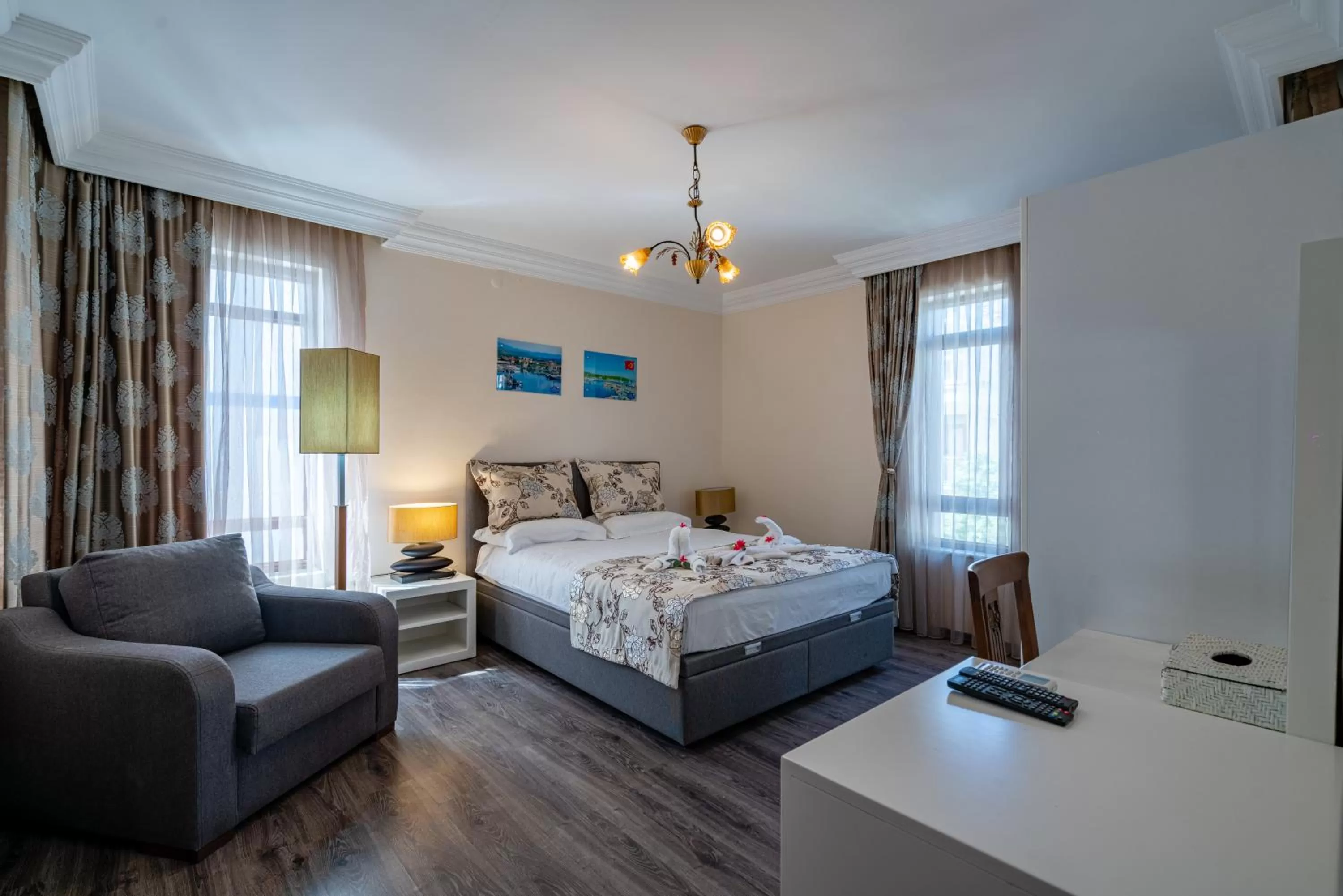 Bed in Sare Beach Hotel