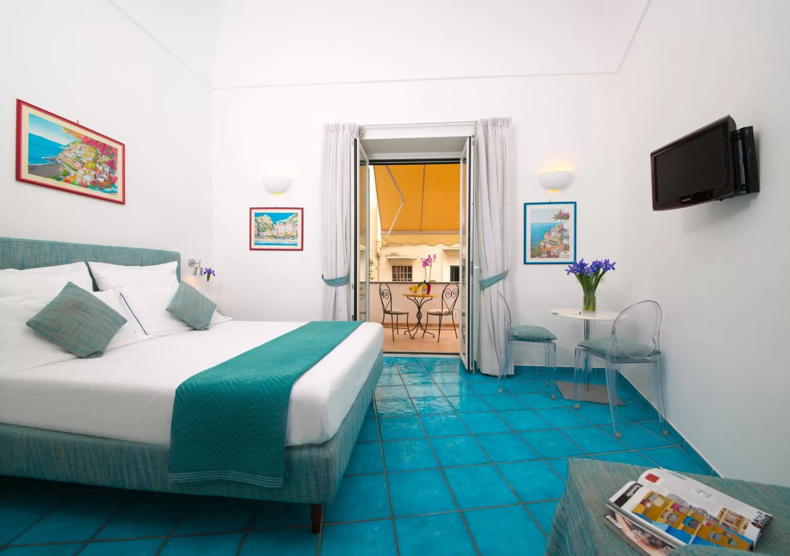 Superior Double Room with Partial Sea View and Terrace in Residenza Pansa B&B Superior Double Room with Partial Sea View and Terrace in Residenza Pansa B&B