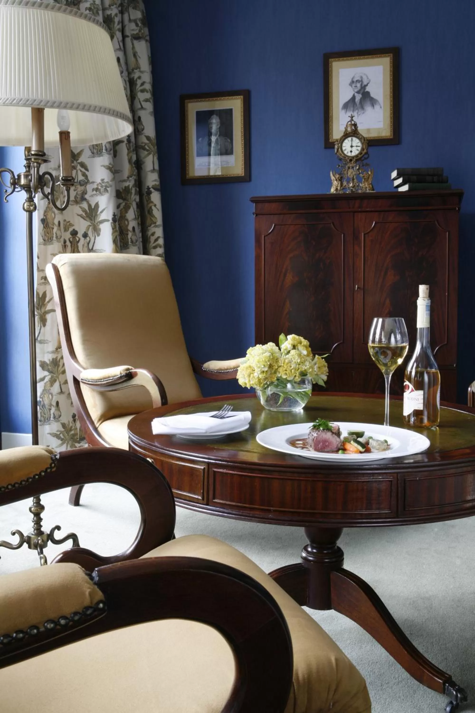 Seating area in Hotel Dwór Kościuszko
