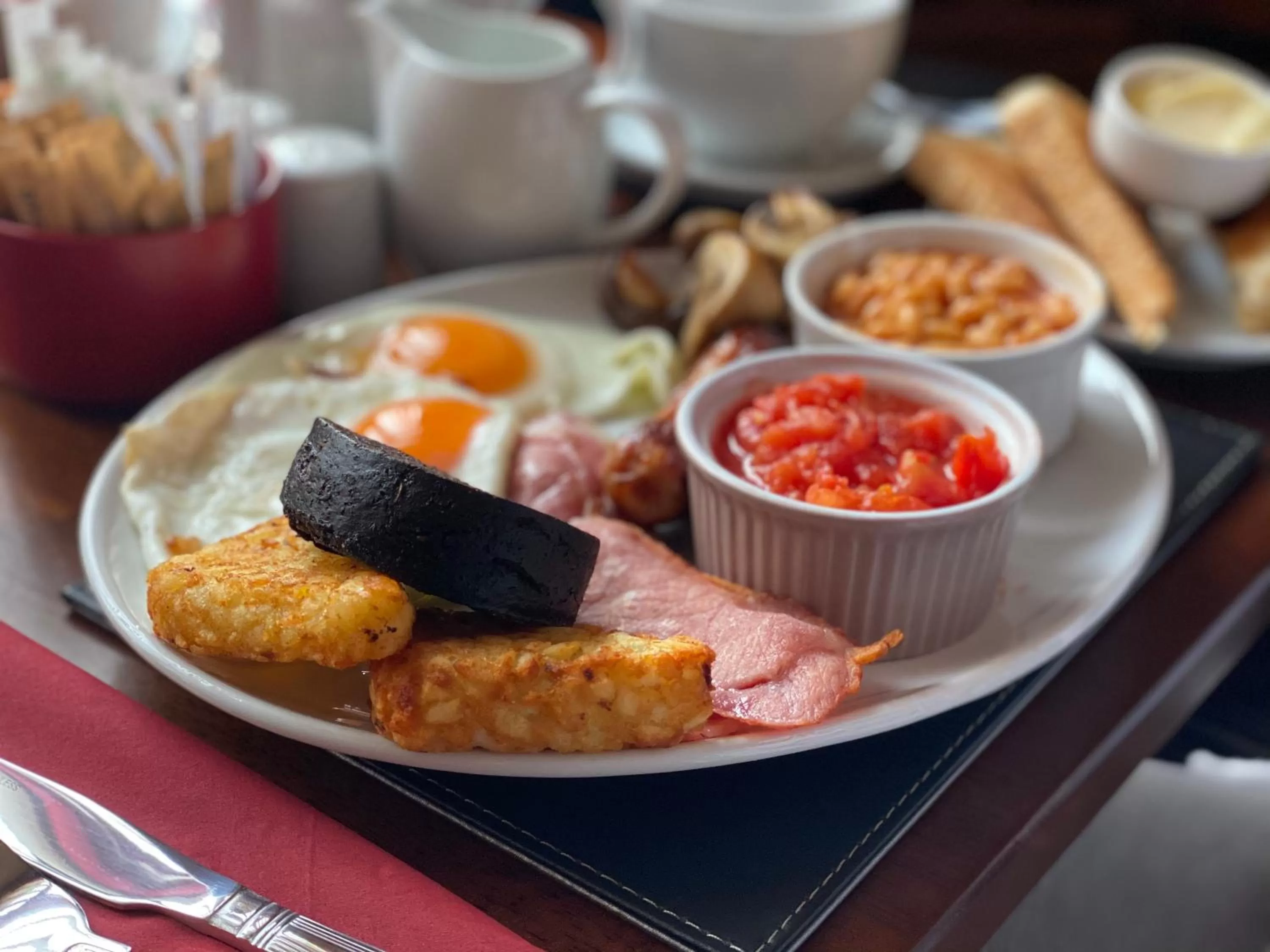 Breakfast in Delovely Hotel