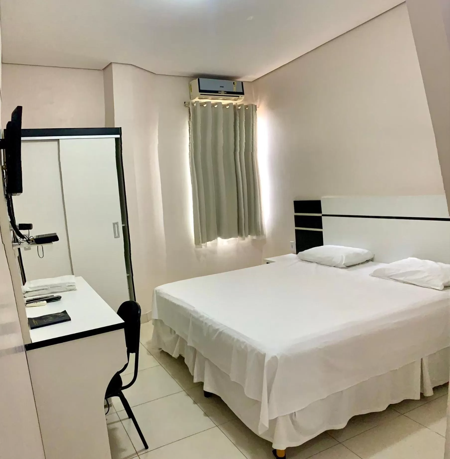 Bed in Samir Hotel Business