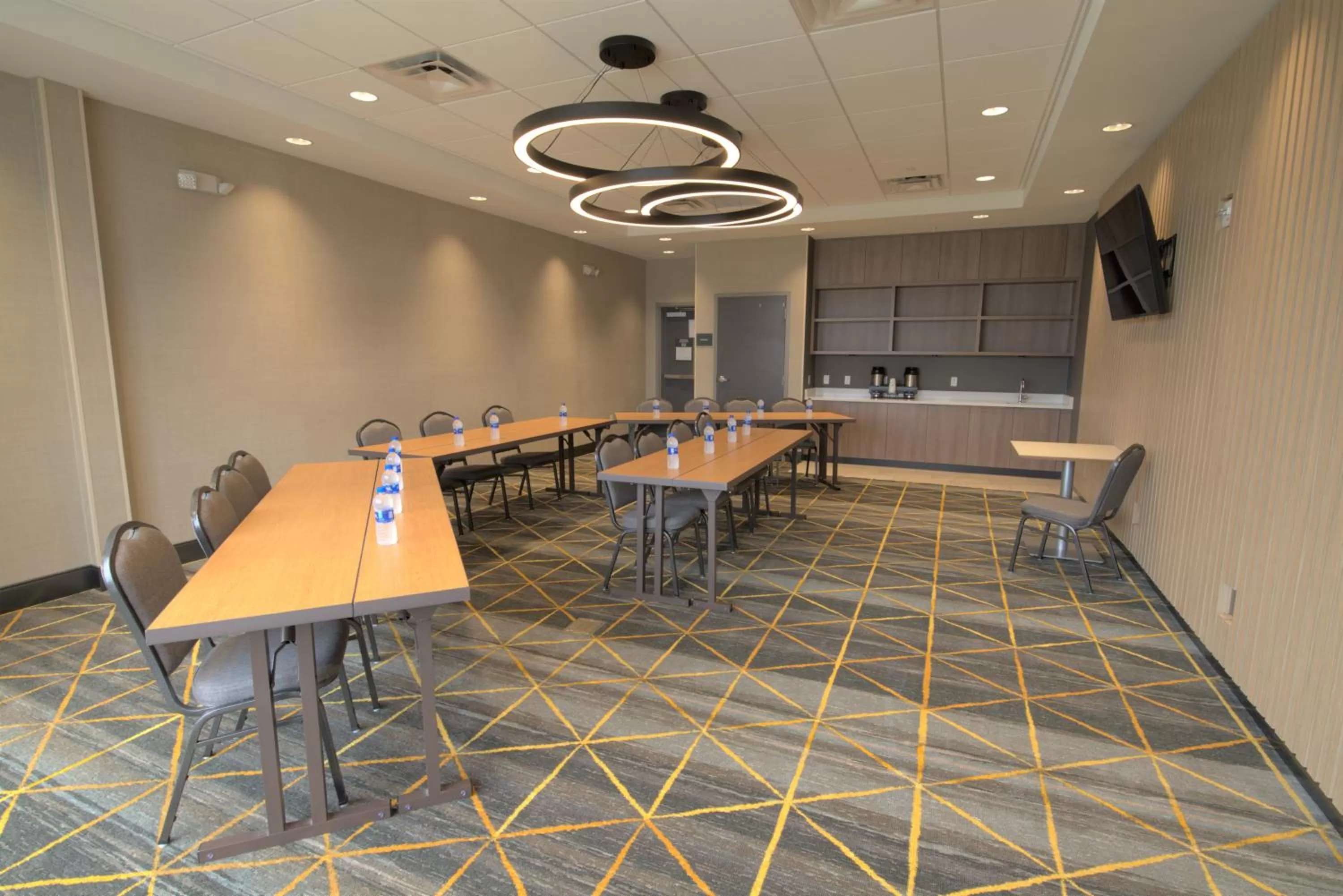 Meeting/conference room in Holiday Inn & Suites - Hopkinsville - Convention Ctr by IHG