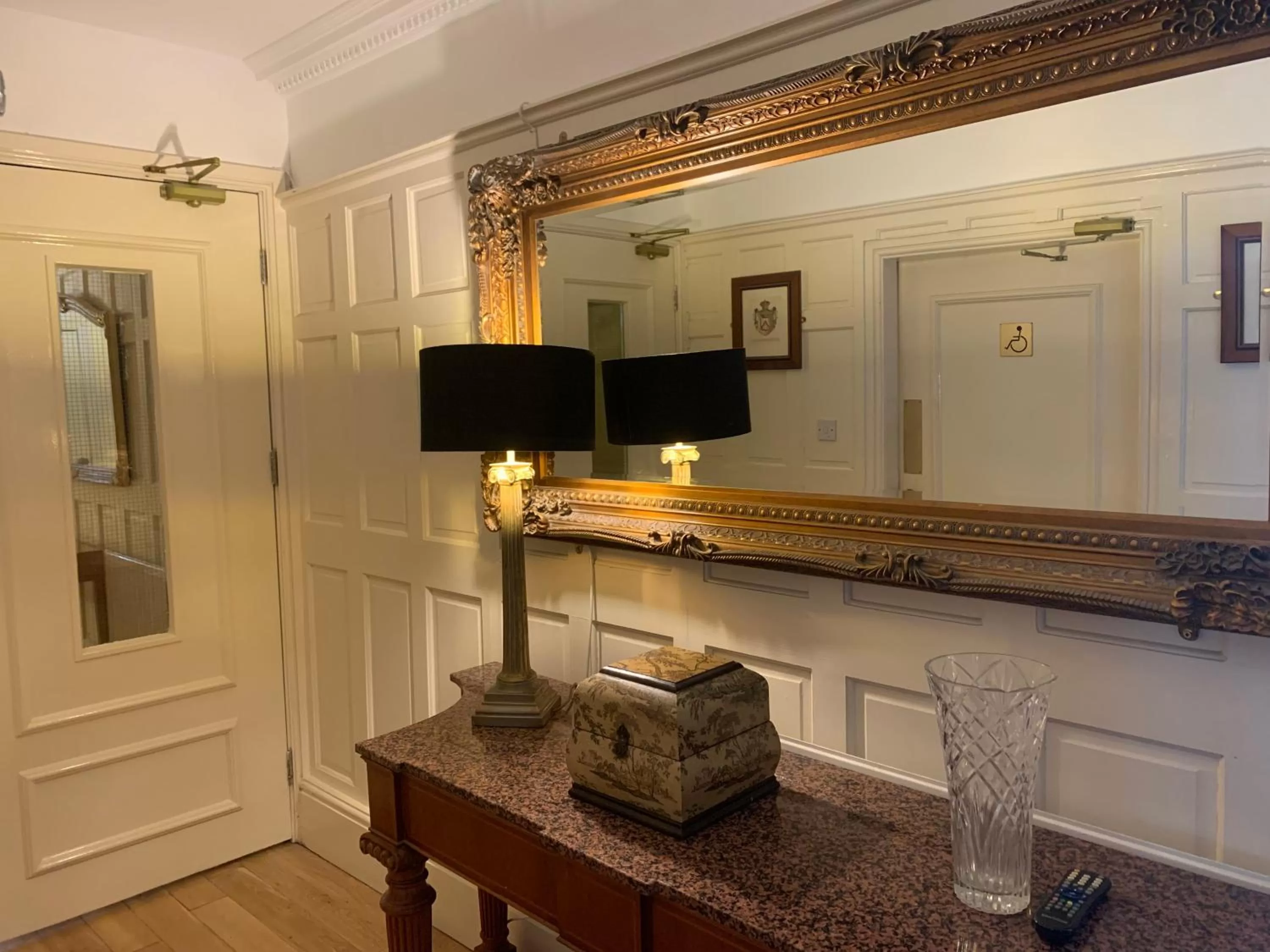 Decorative detail in Beech Mount Hotel - Free Parking