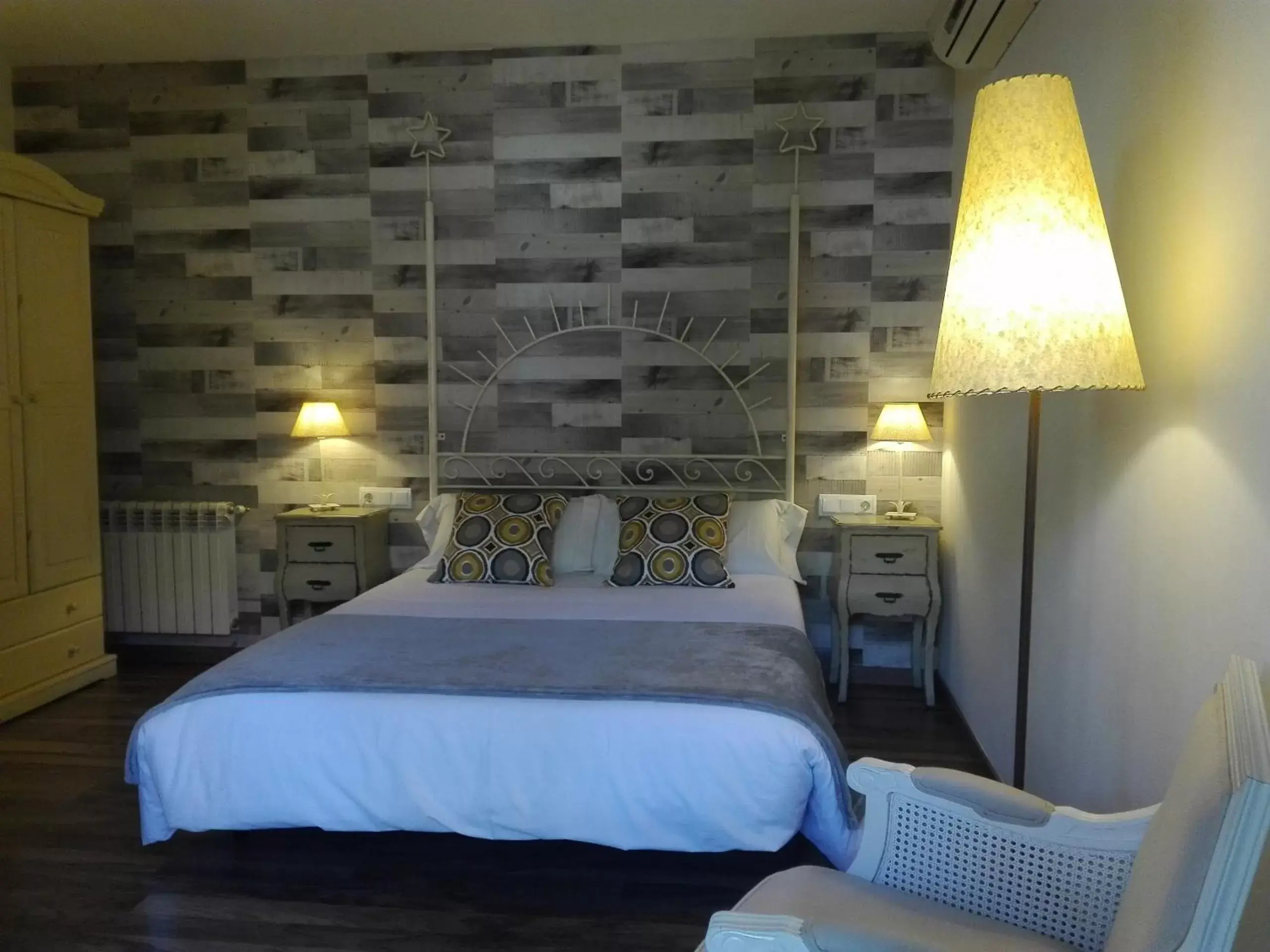 Double Room with Terrace in Cal Music B&B Double Room with Terrace in Cal Music B&B