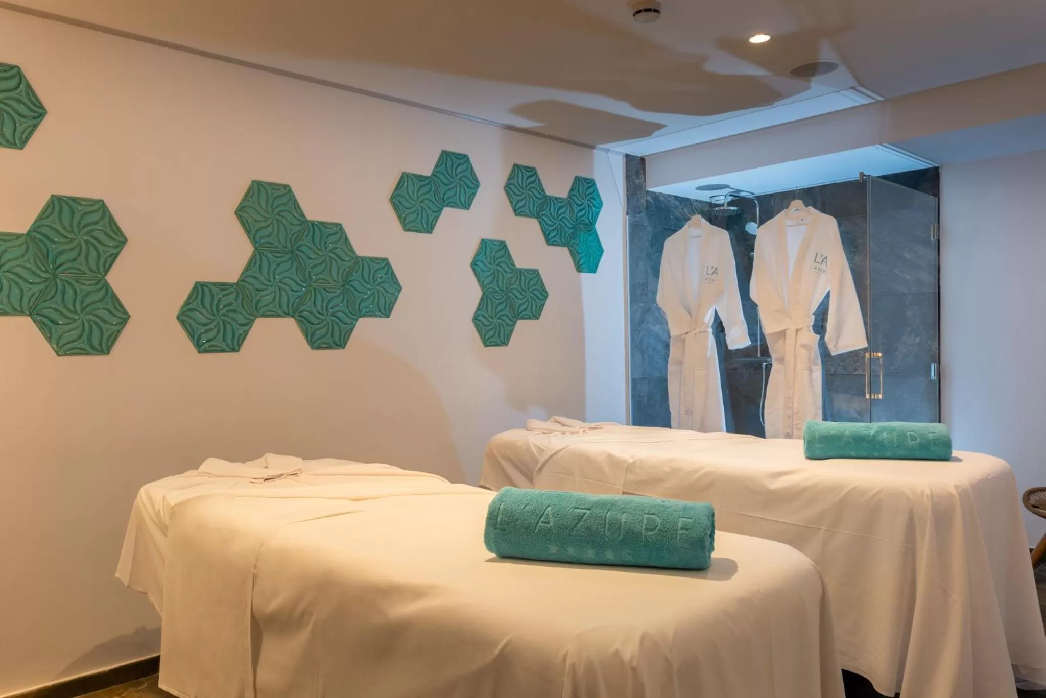 Massage in L'Azure Hotel 4* Sup