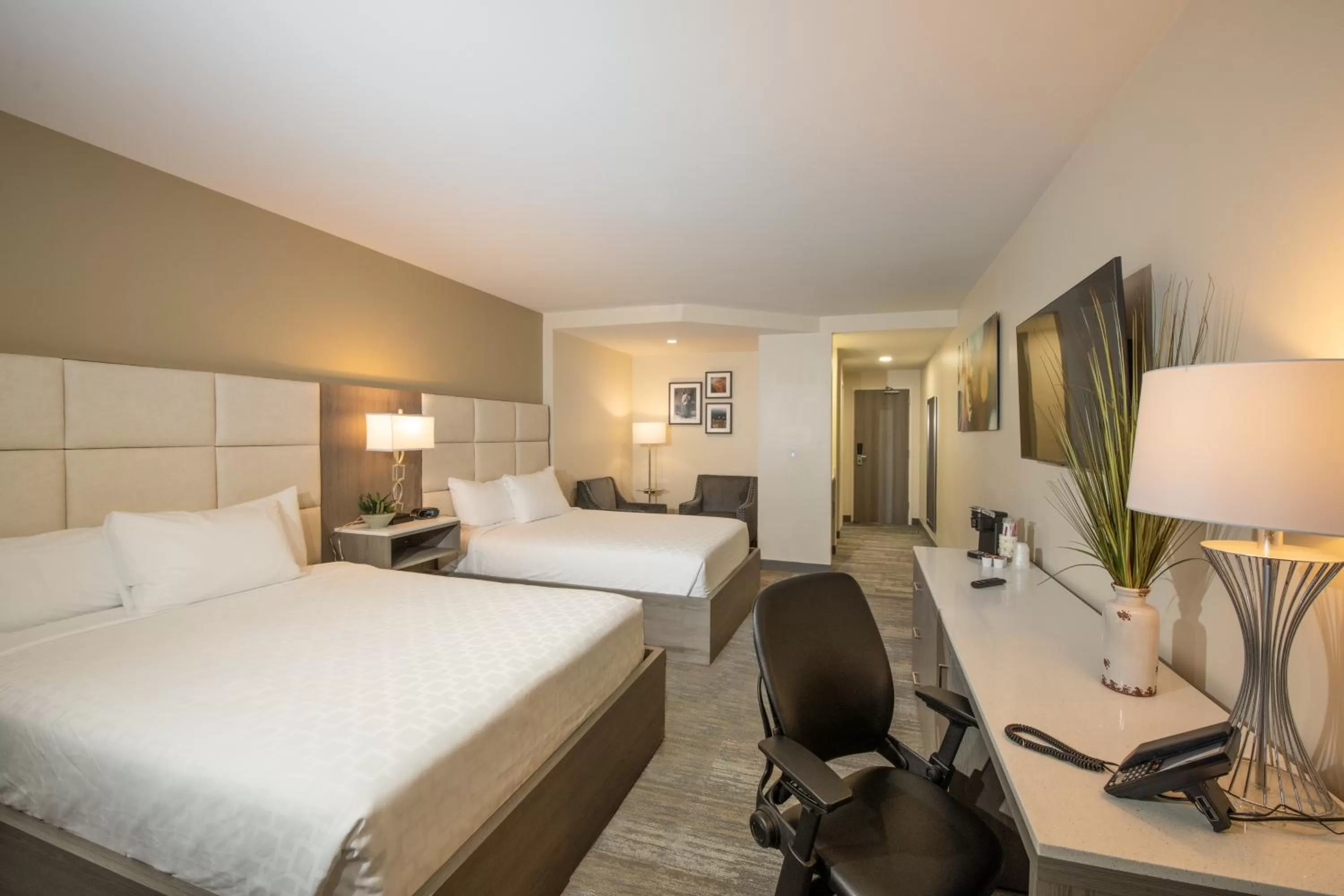 Bed in Apache Gold Resort Hotel & Casino