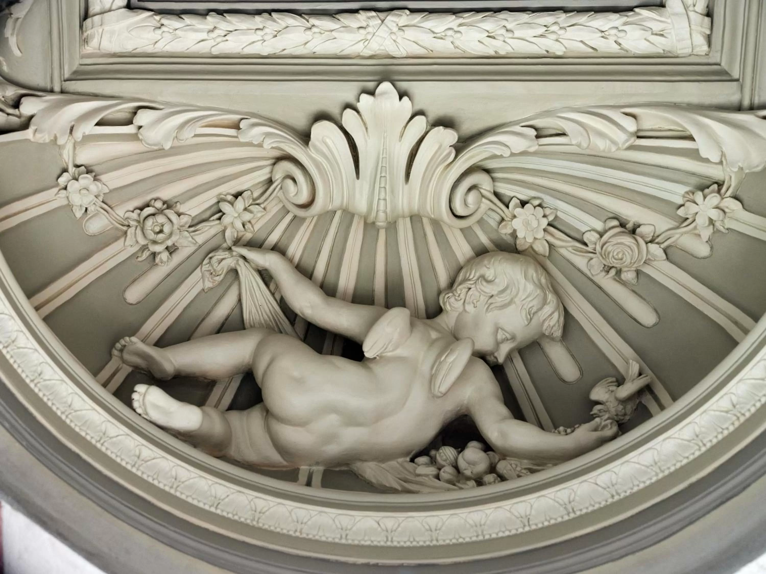 Decorative detail in Hotel Altus Palace - Destigo Hotels